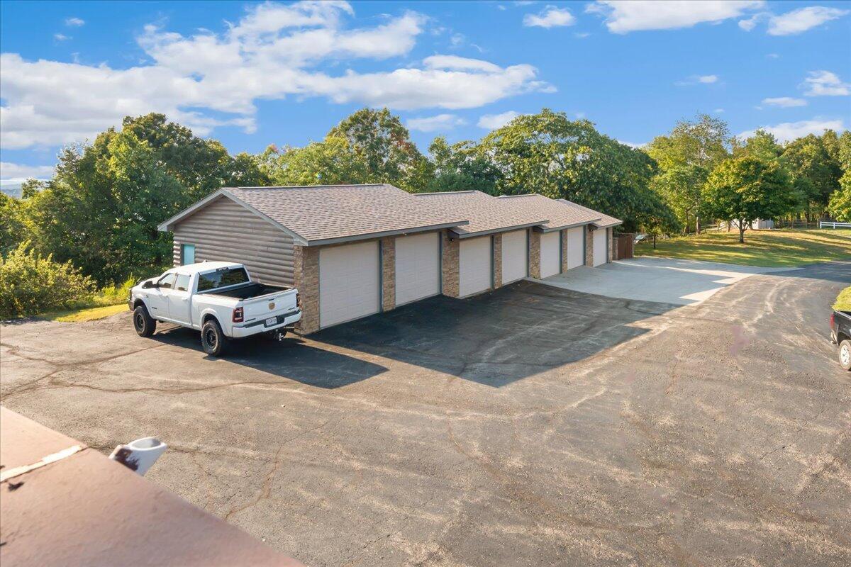 Photo 41 - Residential for sale – 6089  State Hwy Dd #204 Road  Branson West, MO