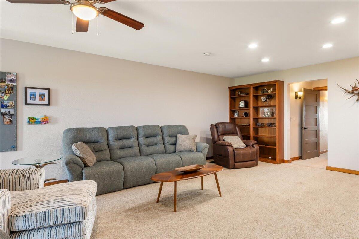 Photo 9 - Residential for sale – 6089  State Hwy Dd #204 Road  Branson West, MO