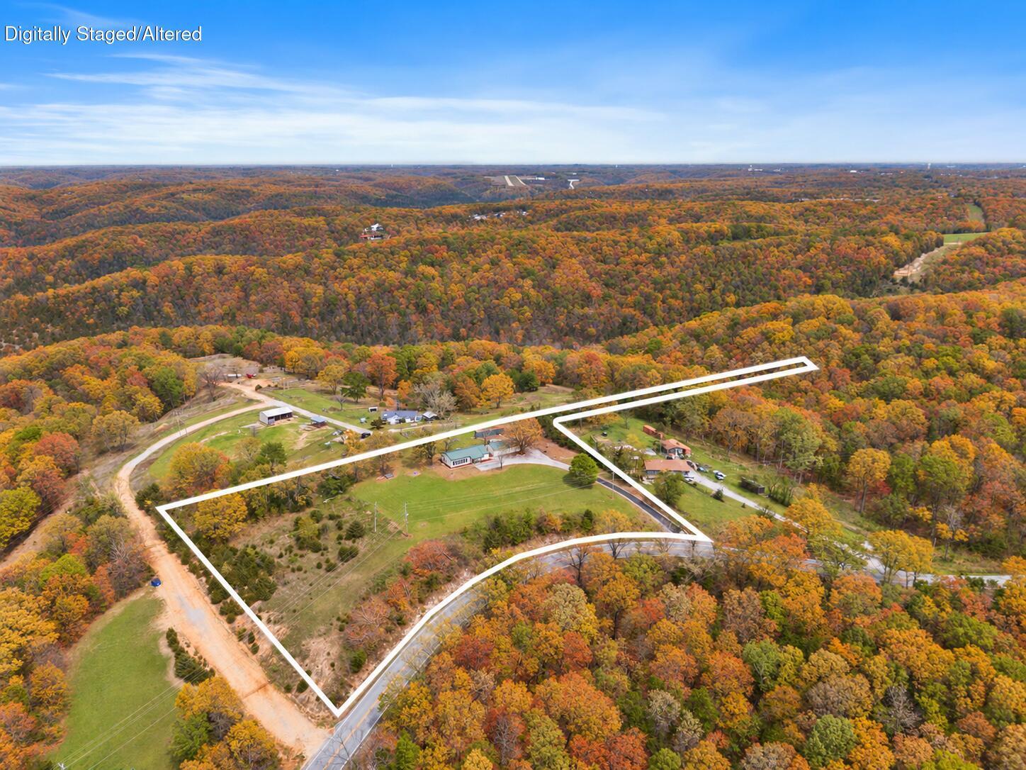 Photo 3 - Residential for sale – 55  Kearney Lane  Reeds Spring, MO