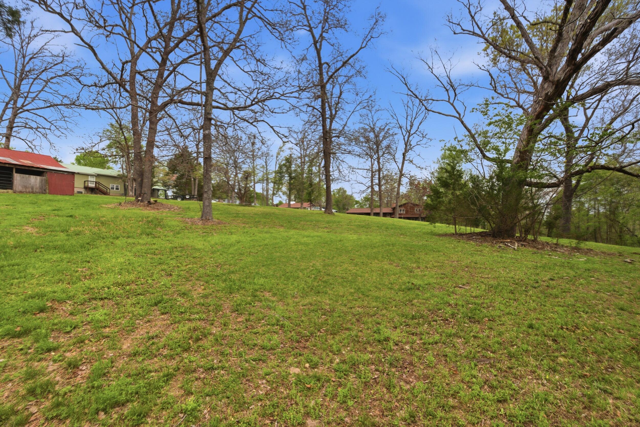 Photo 45 - Residential for sale – 310 E South Oak Crest Drive  Houston, MO