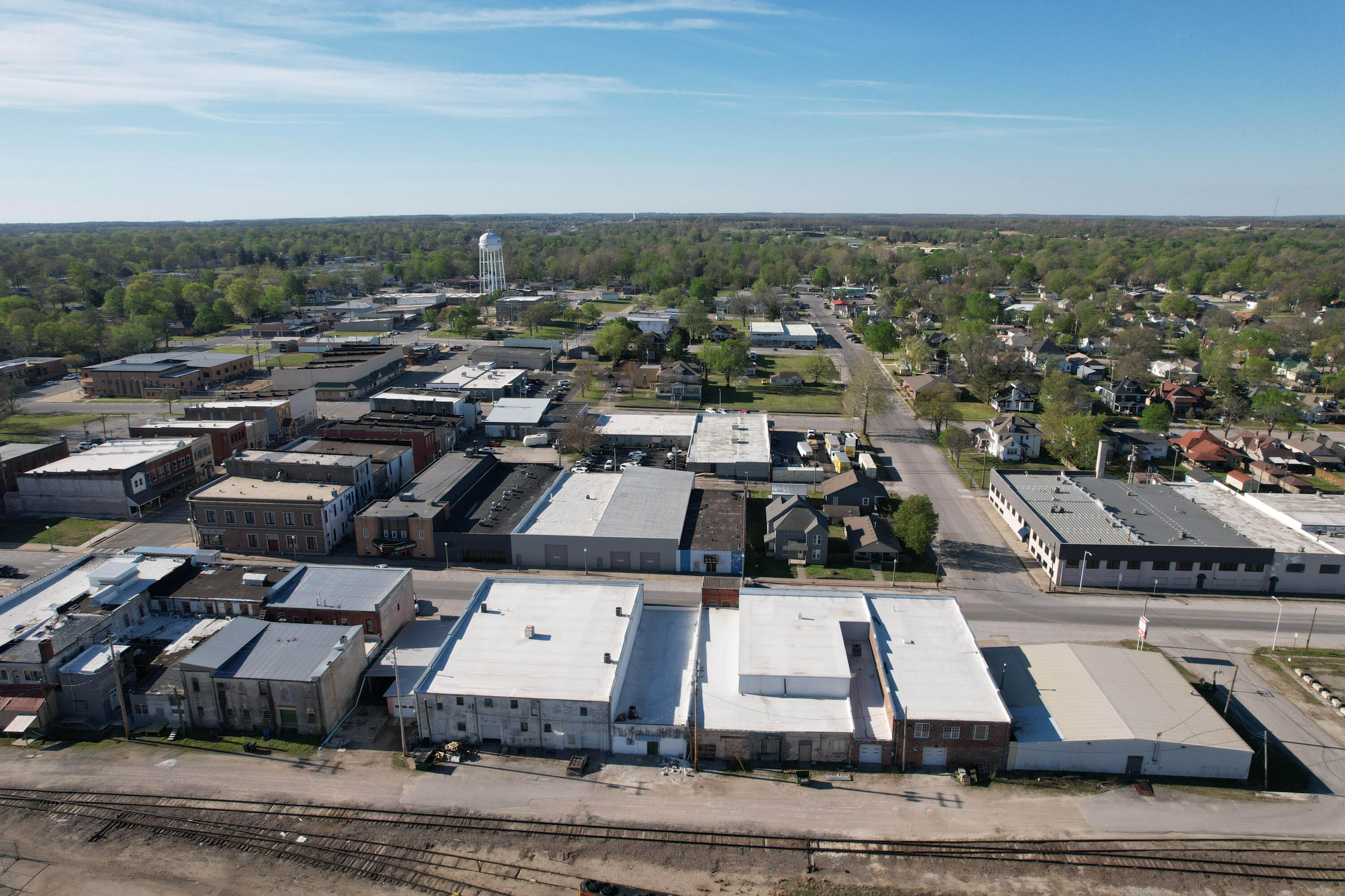 Photo 29 - Commercial Sale for sale – 23 W Olive Street  Aurora, MO