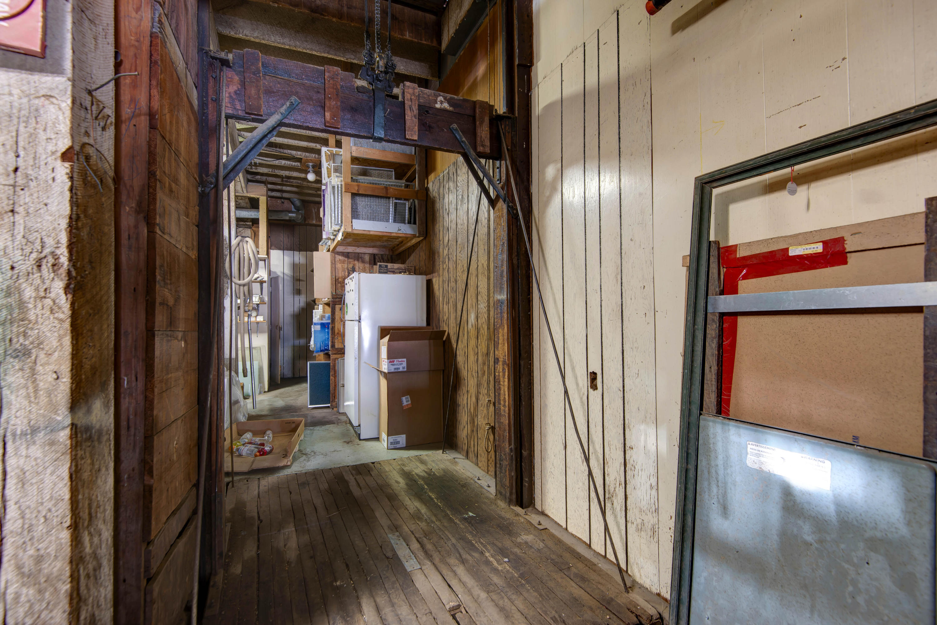 Photo 22 - Commercial Sale for sale – 23 W Olive Street  Aurora, MO