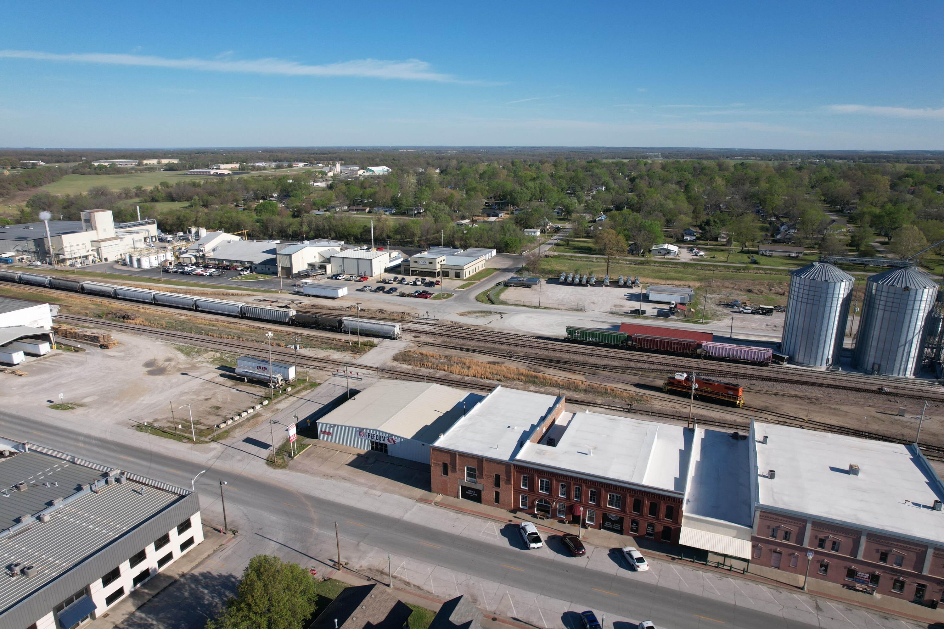 Photo 28 - Commercial Sale for sale – 23 W Olive Street  Aurora, MO