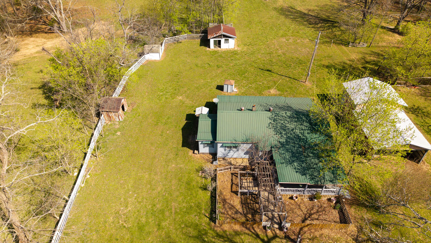Photo 76 - Farm for sale – 1079  Ff Highway  Alton, MO