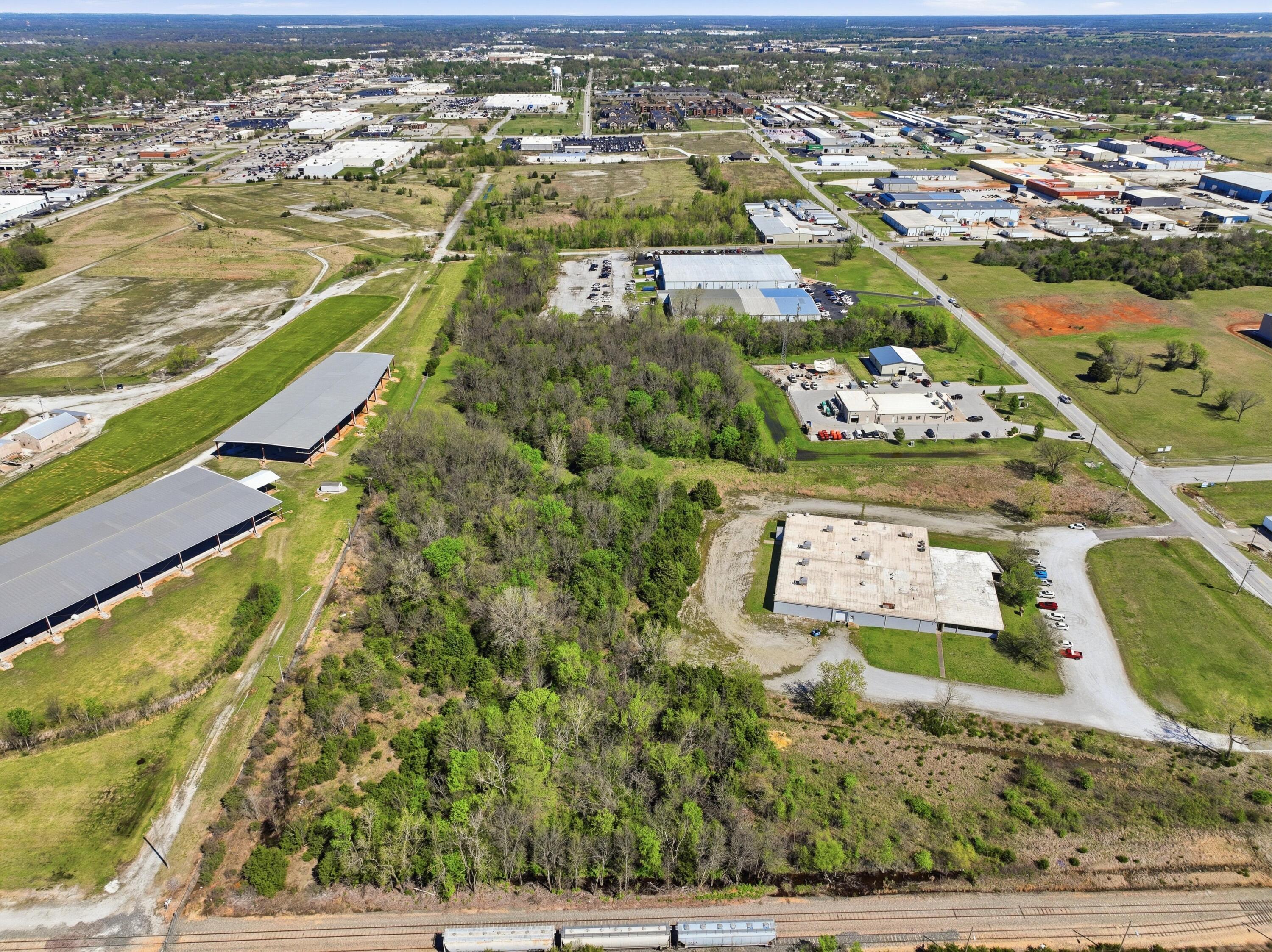 Photo 3 - Land for sale – Tbd E 27th Street  Joplin, MO