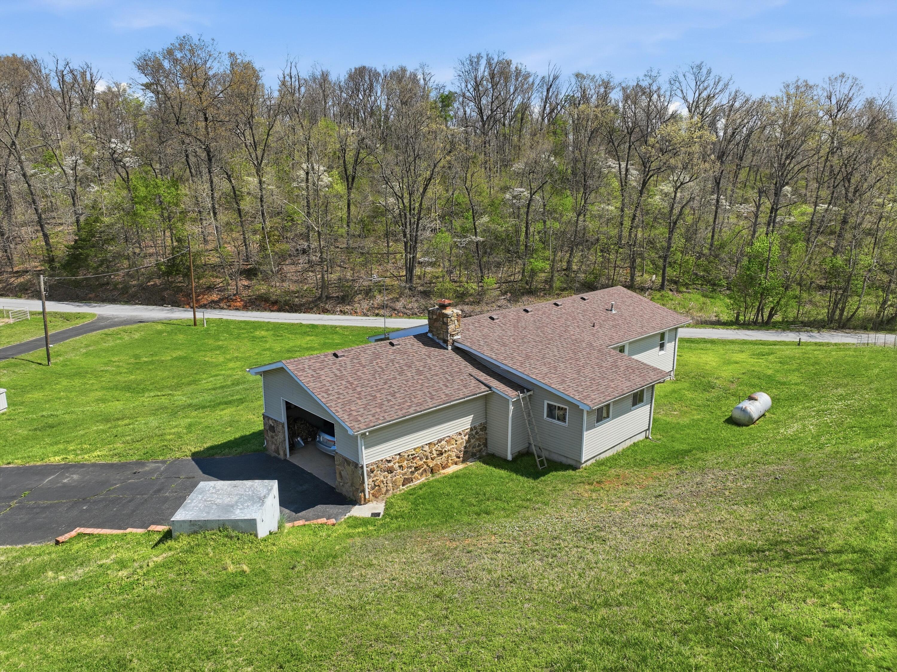 Photo 48 - Residential for sale – 577  Mcnatt Road   Neosho, MO