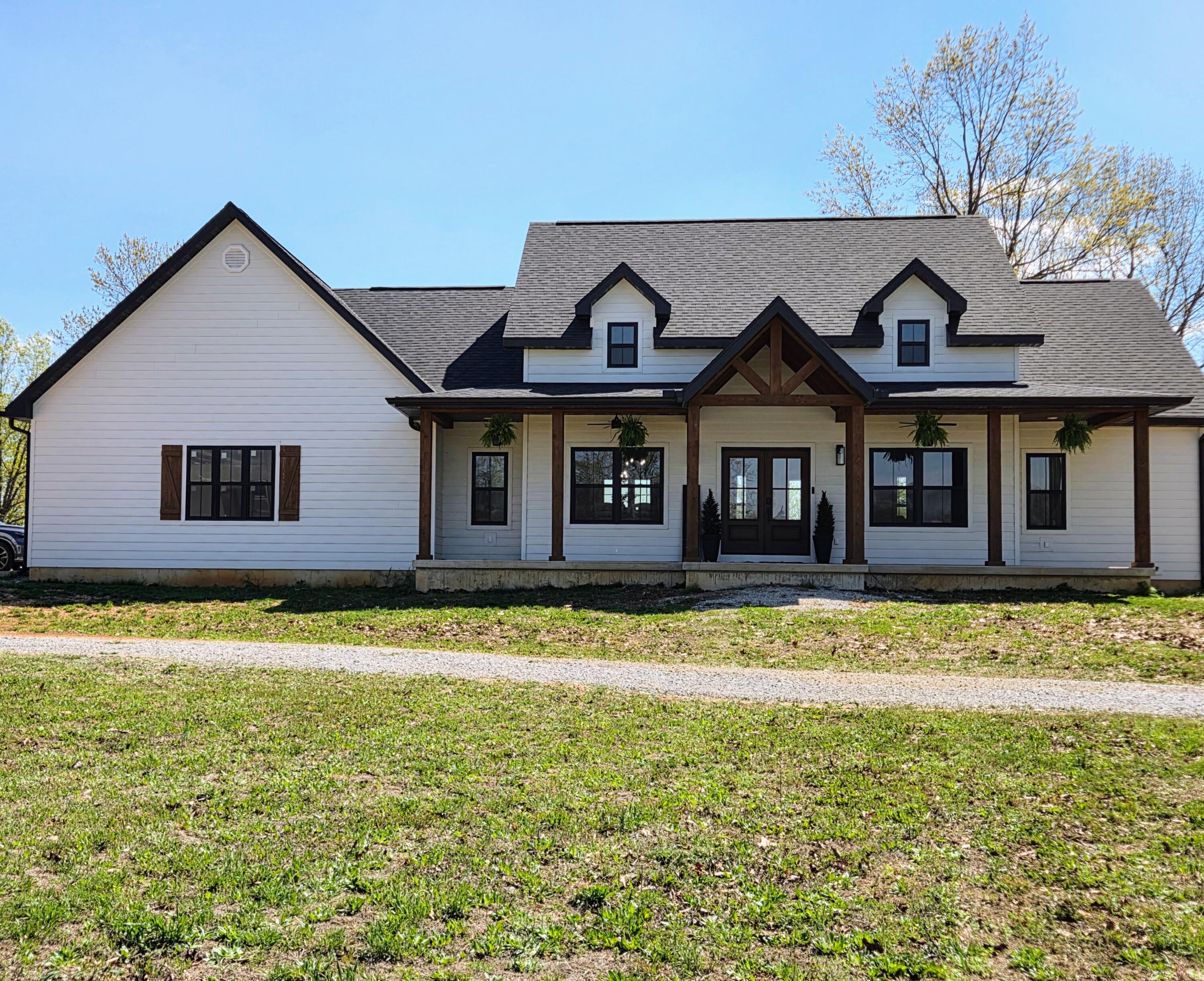 Residential for sale – 1814  County Road 364   Thayer, MO