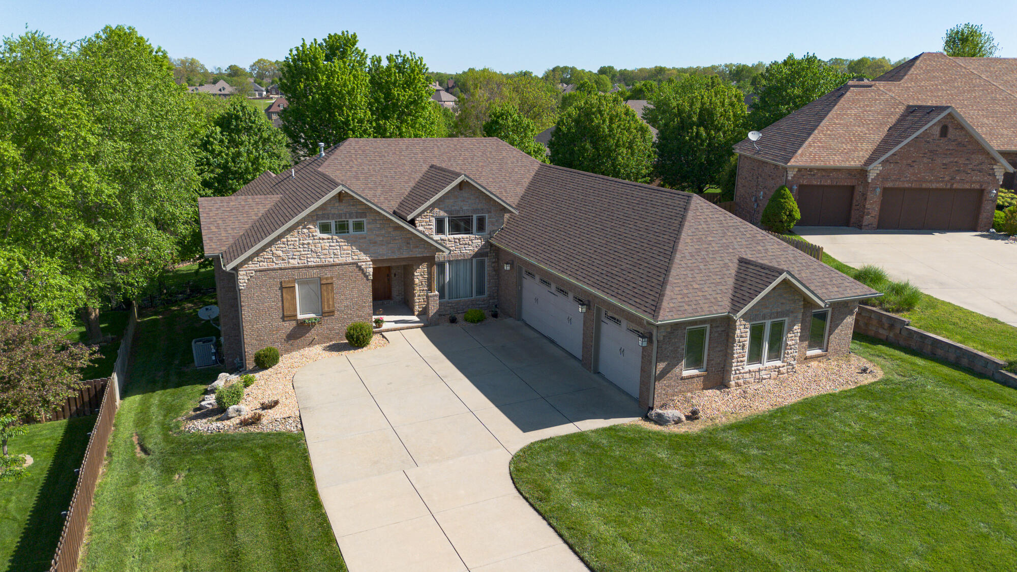 Photo 10 - Residential for sale – 1277  Hayden Court  Springfield, MO