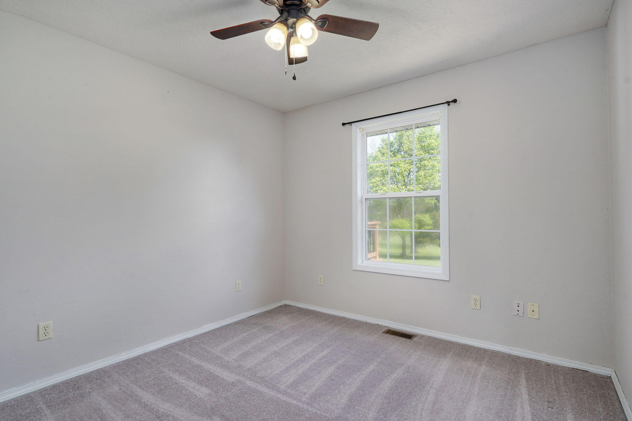 Photo 19 - Residential for sale – 991 W Bates Drive  Nixa, MO