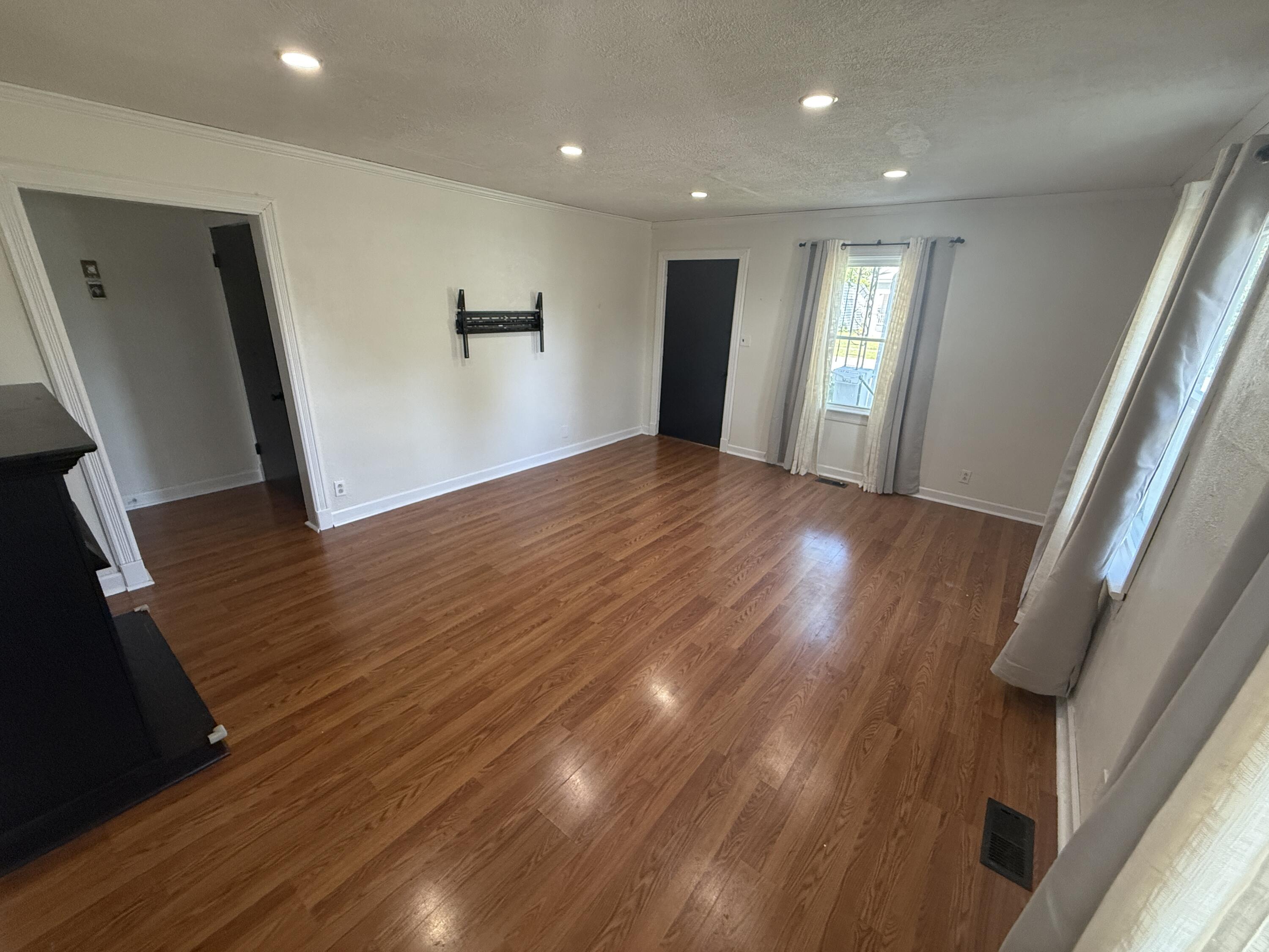 Photo 4 - Residential for sale – 132 S Mc Connell Avenue  Joplin, MO