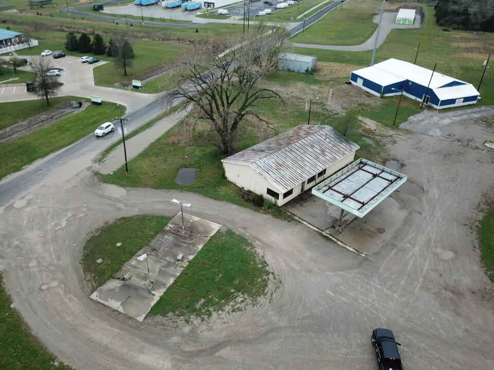 Photo 4 - Commercial Sale for sale – 21715  U.S. 50   Sedalia, MO