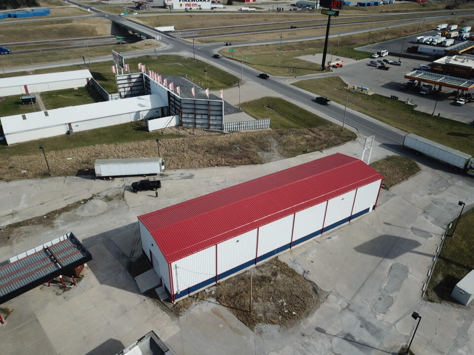 Photo 3 - Commercial Sale for sale – 20023 E State Highway  Bethany, MO