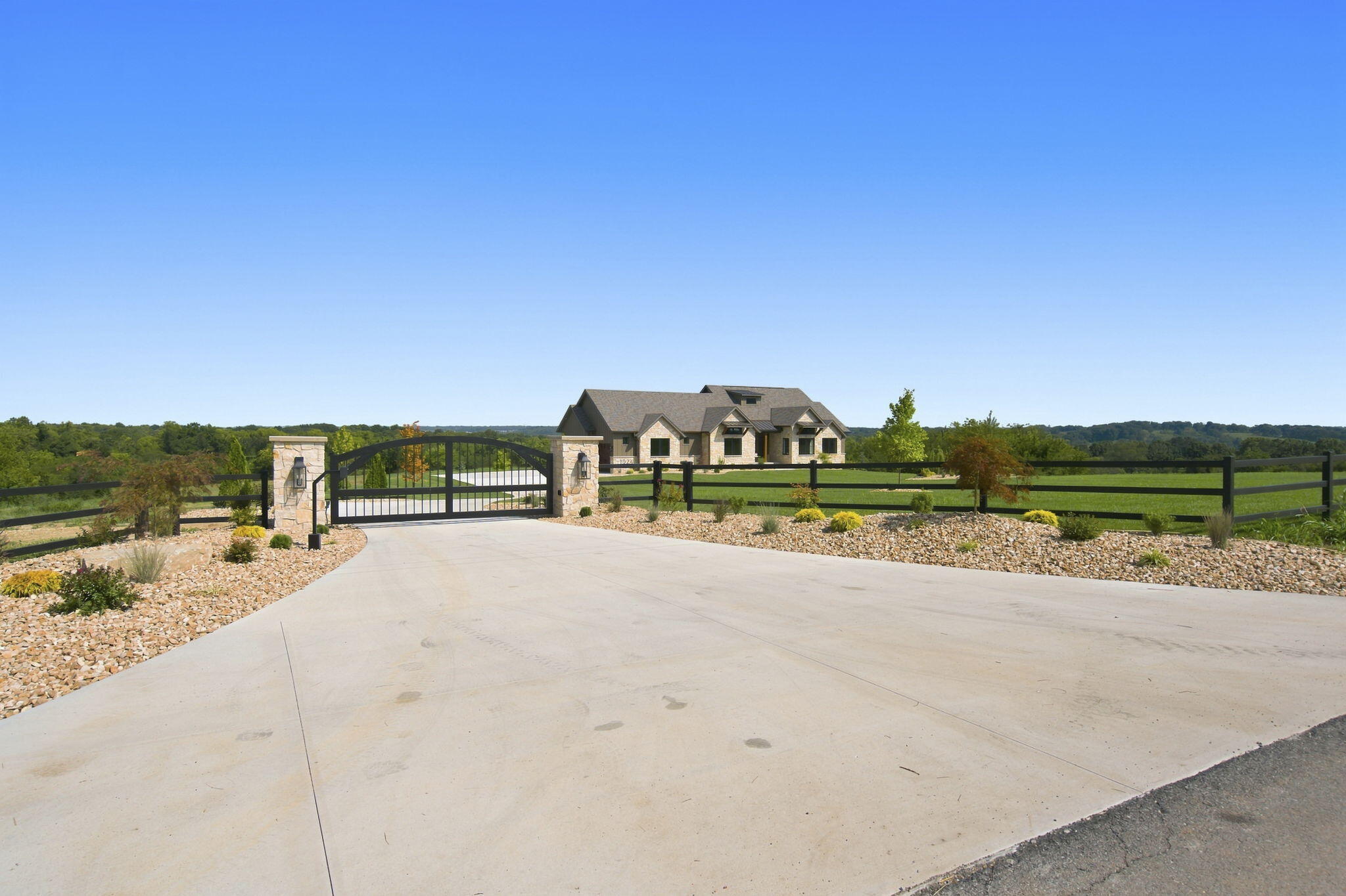Photo 8 - Residential for sale – 1024  Muskego Road  Nixa, MO
