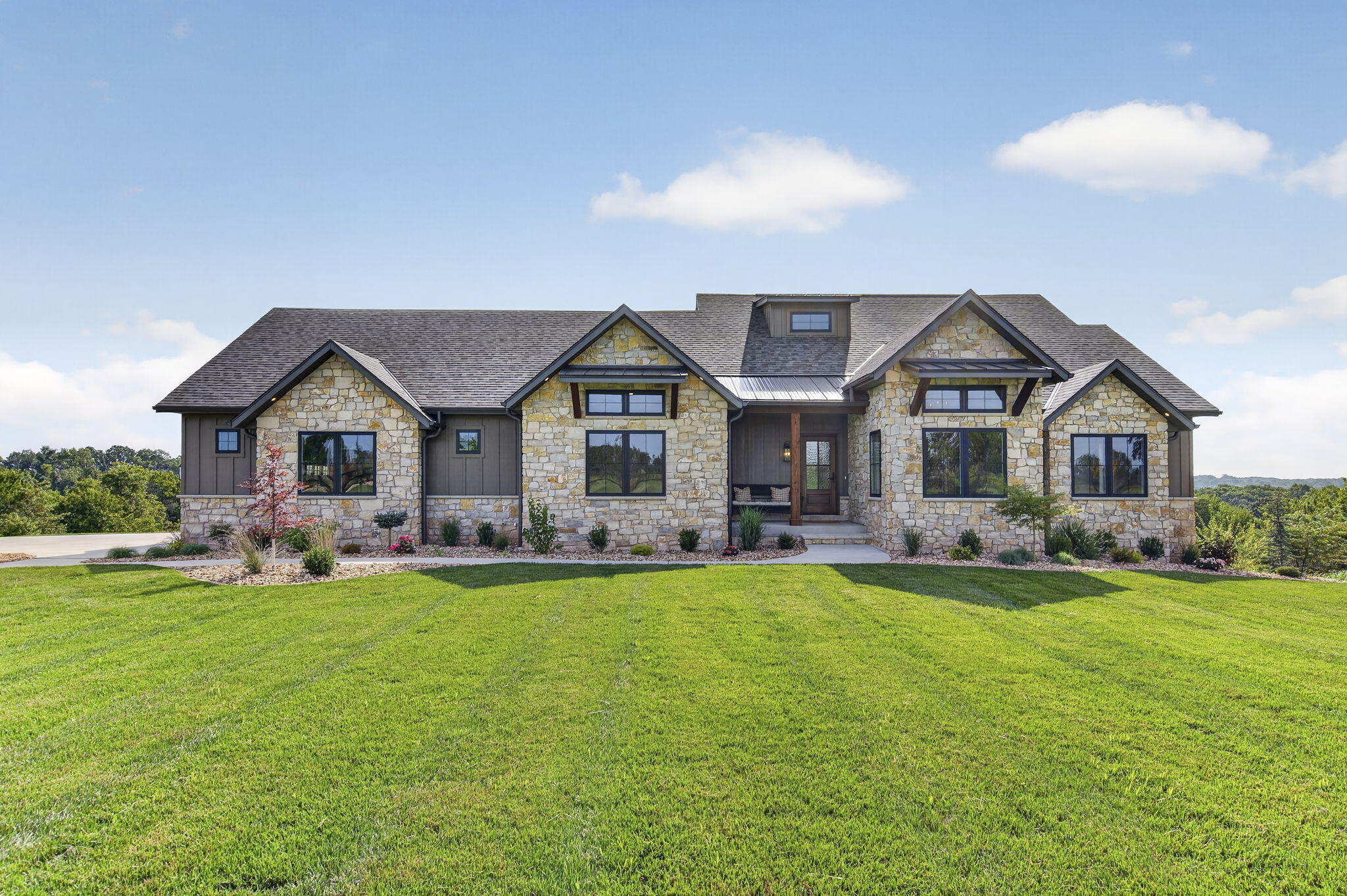 Photo 3 - Residential for sale – 1024  Muskego Road  Nixa, MO