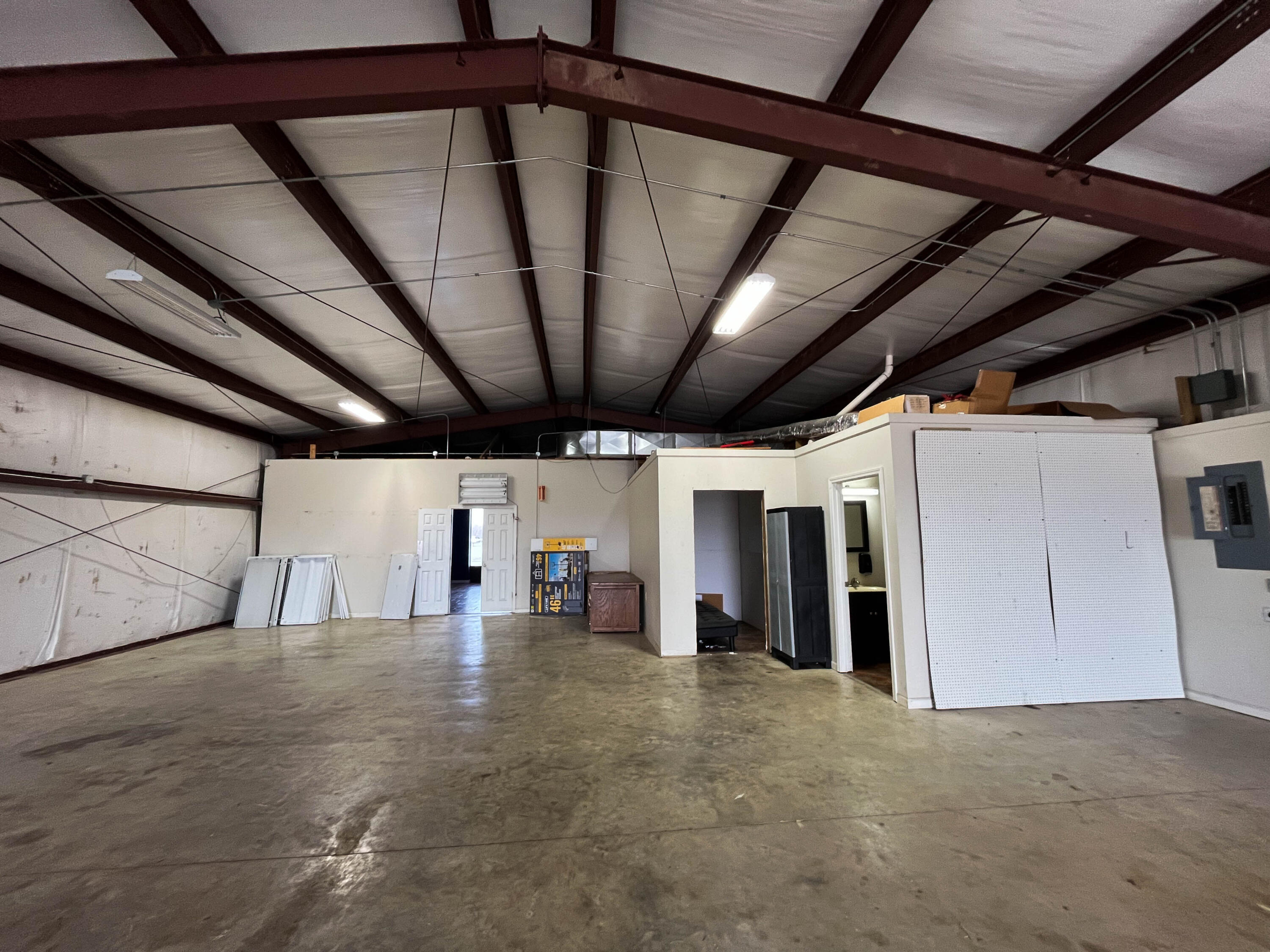 Photo 9 - Commercial Sale for sale – 1431  Commerce Drive  Pocahontas, AR