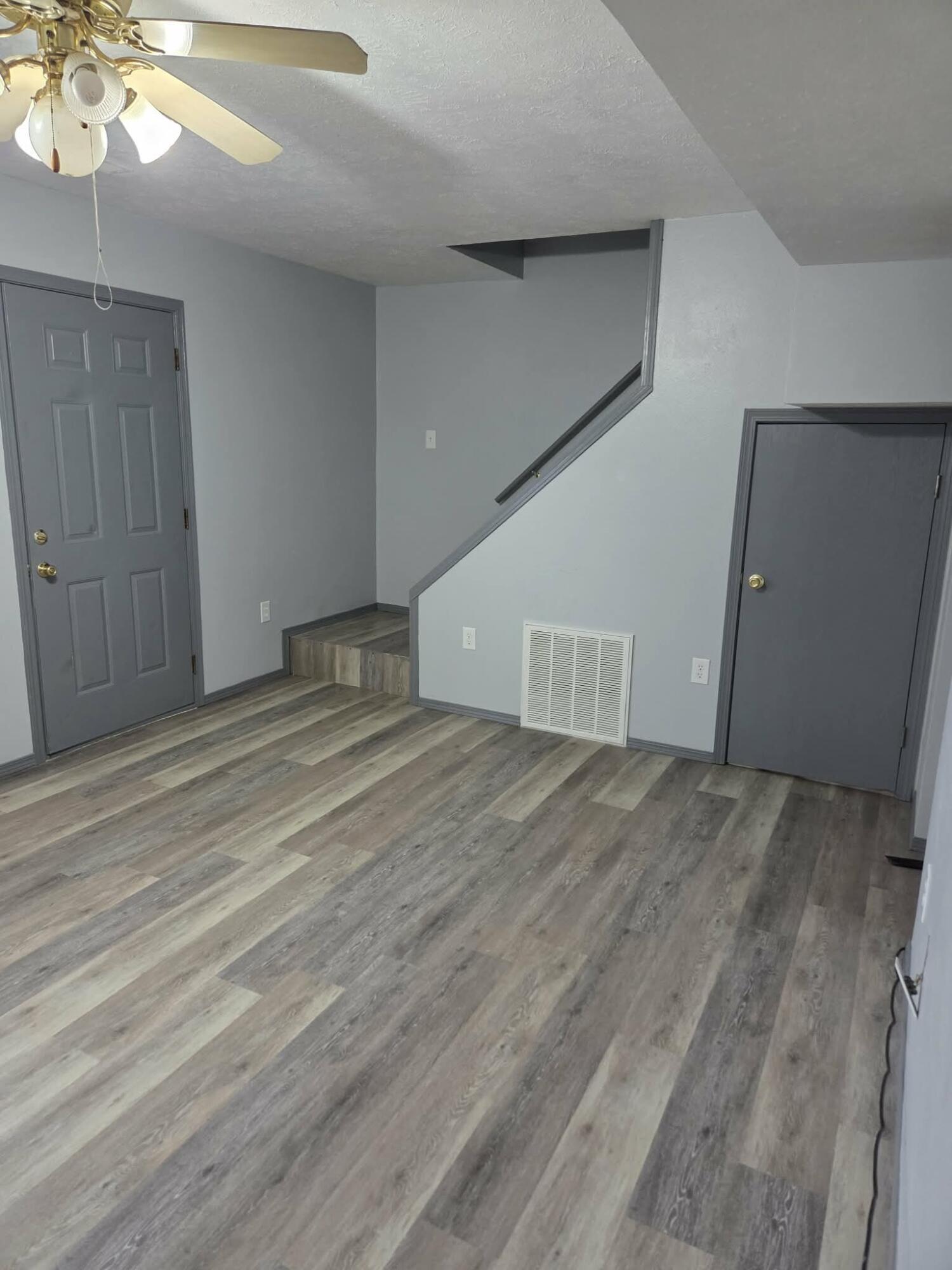 Photo 3 - Residential Income for sale – 217 & 219 N Main Street  Conway, MO