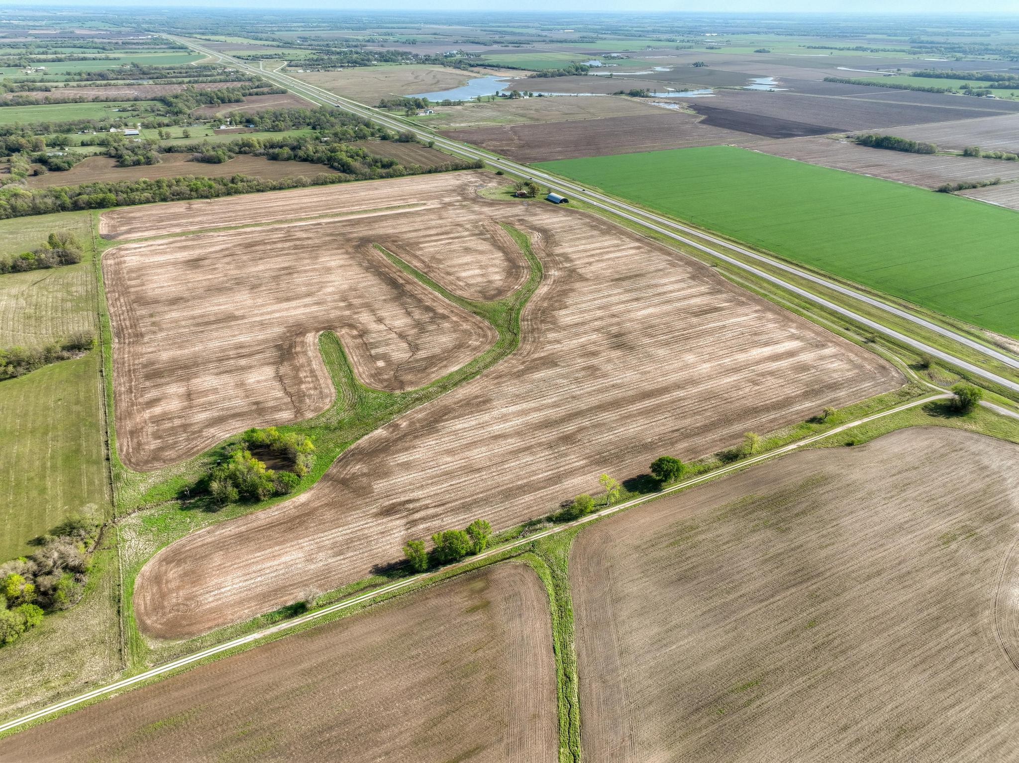 Photo 4 - Farm for sale – 401 NW 1st Lane  Lamar, MO