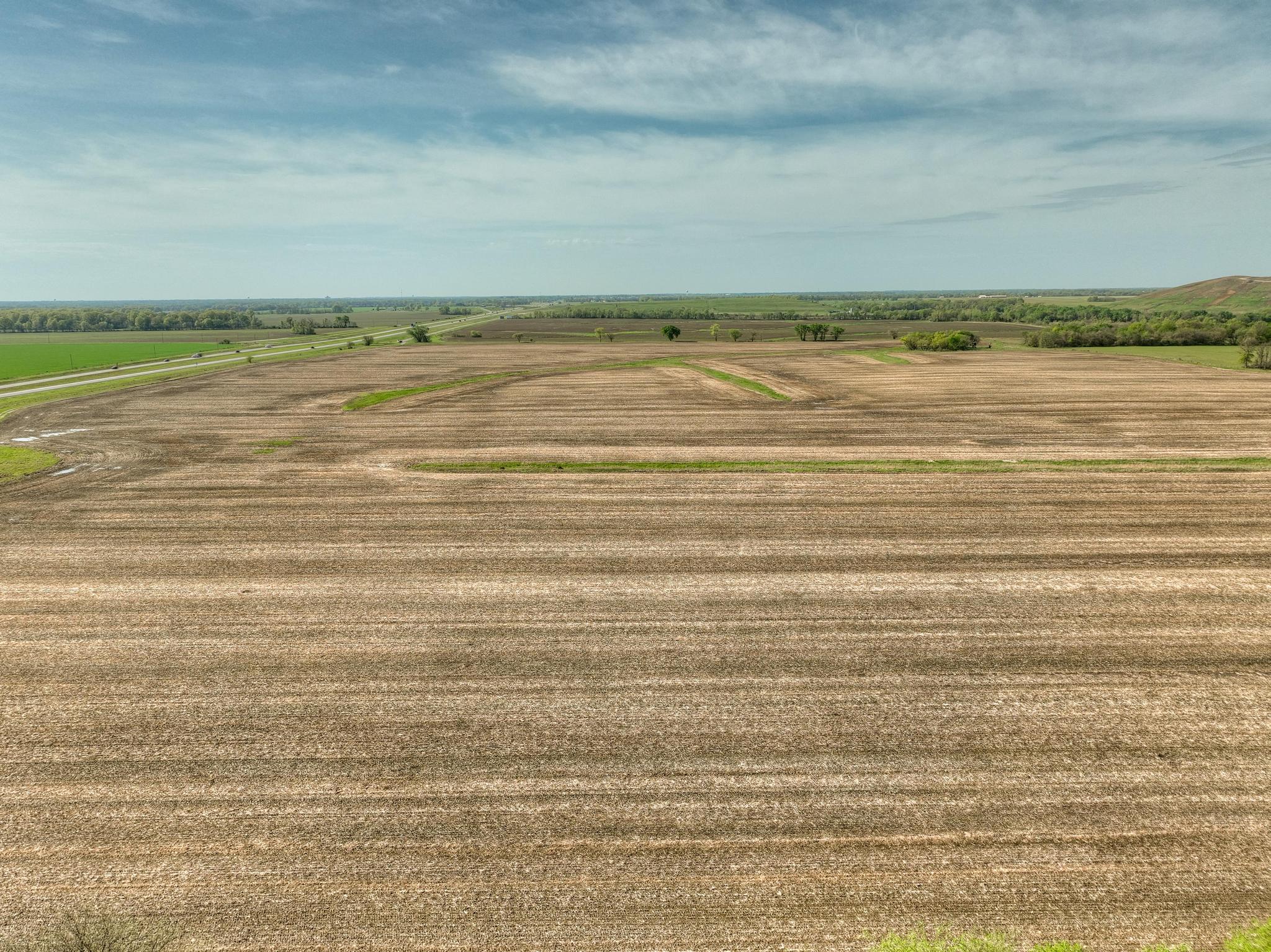 Photo 11 - Farm for sale – 401 NW 1st Lane  Lamar, MO