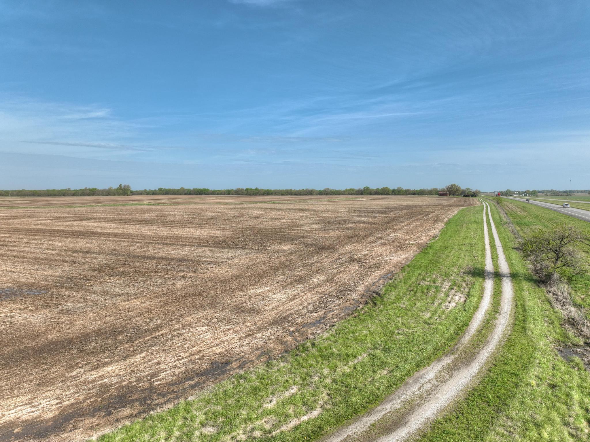 Photo 18 - Farm for sale – 401 NW 1st Lane  Lamar, MO