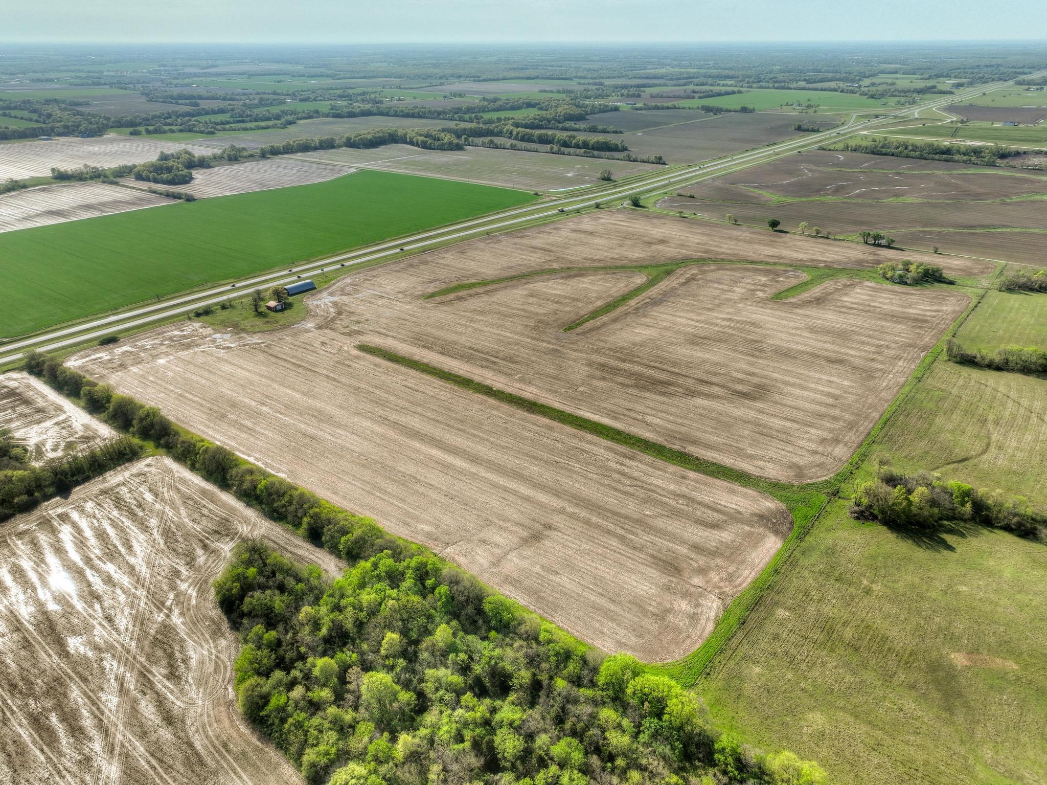 Photo 8 - Farm for sale – 401 NW 1st Lane  Lamar, MO