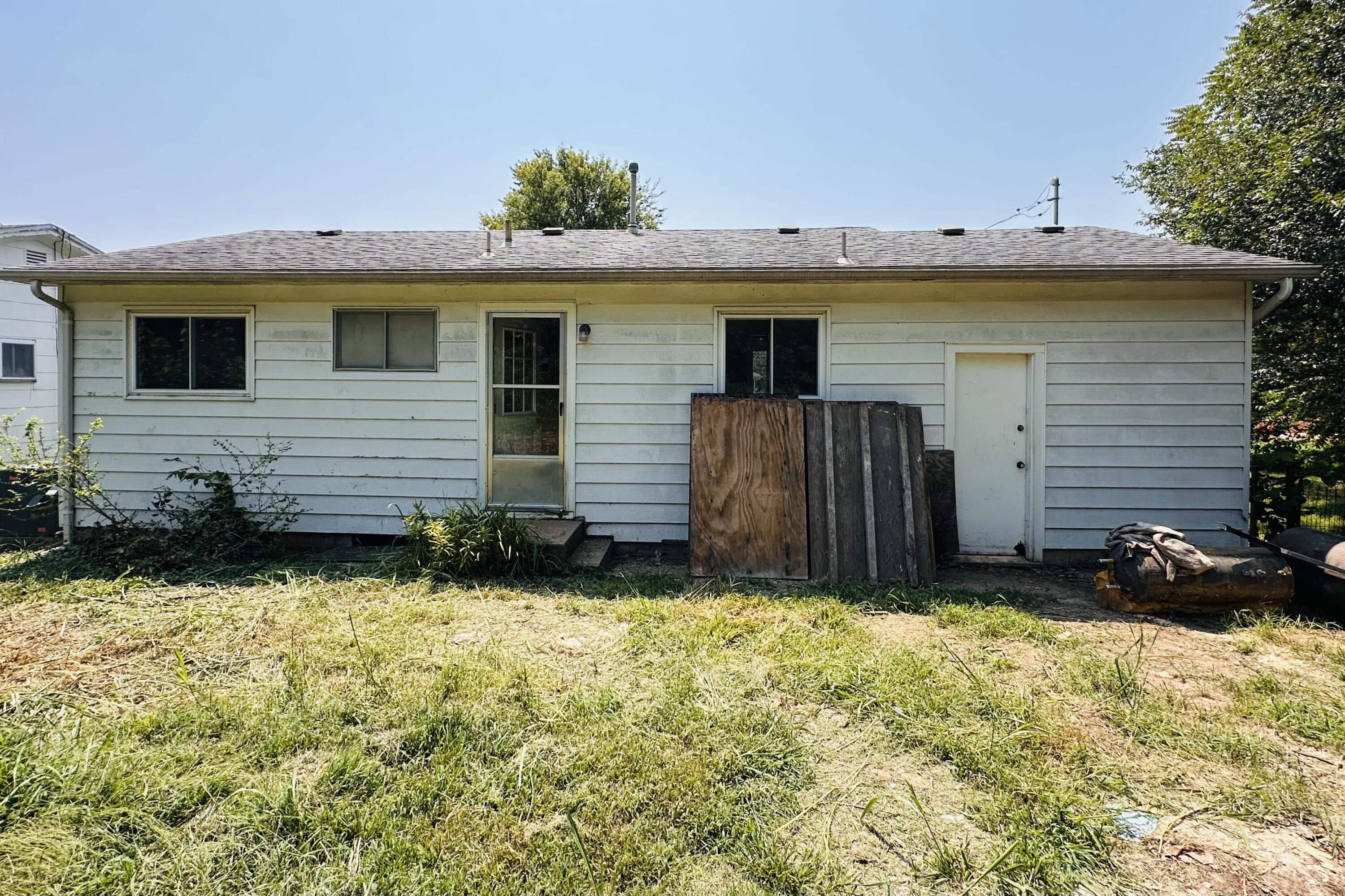 Photo 21 - Residential for sale – 2007 W Water Street  Springfield, MO