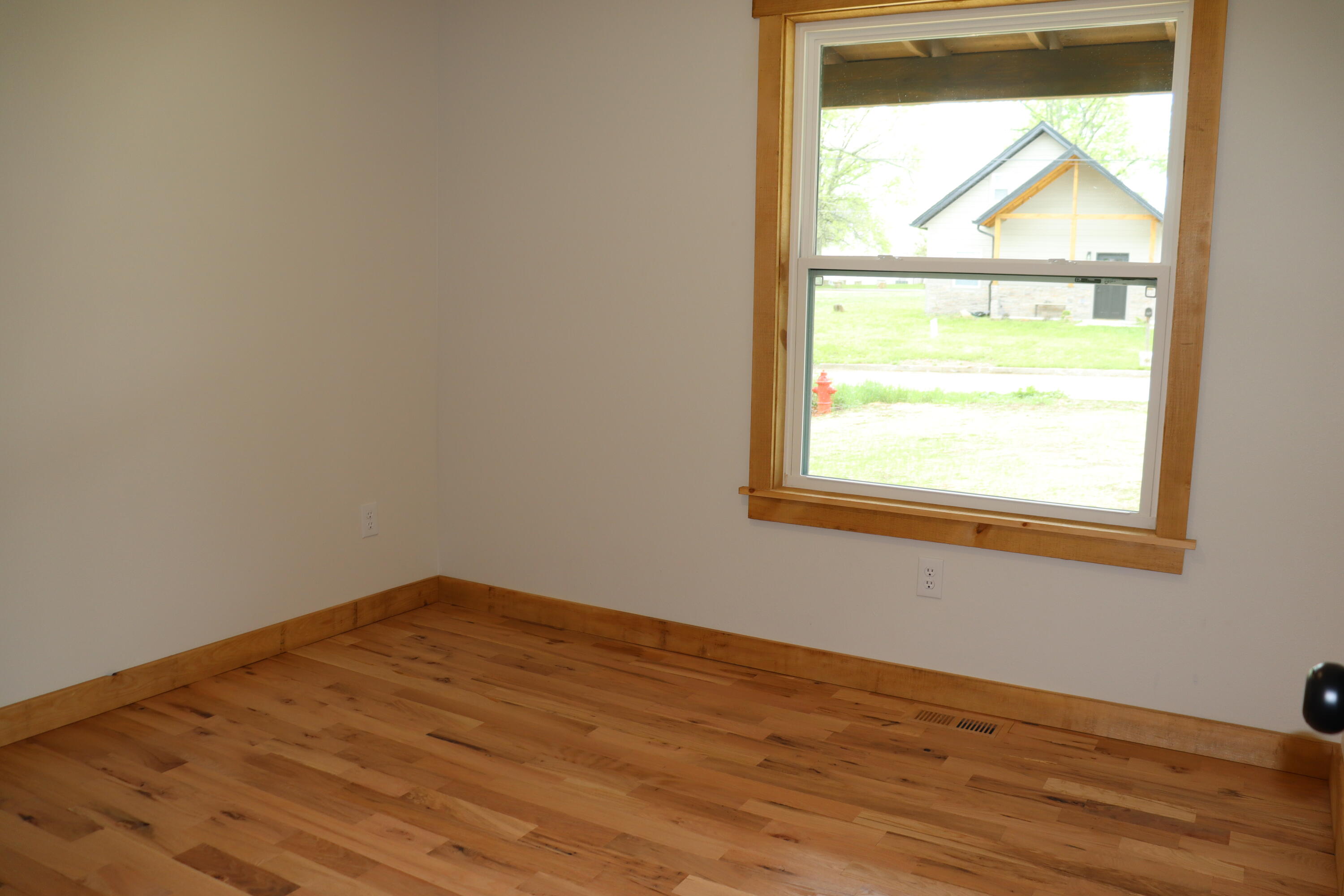 Photo 22 - Residential for sale – 204 W High Street  Mansfield, MO