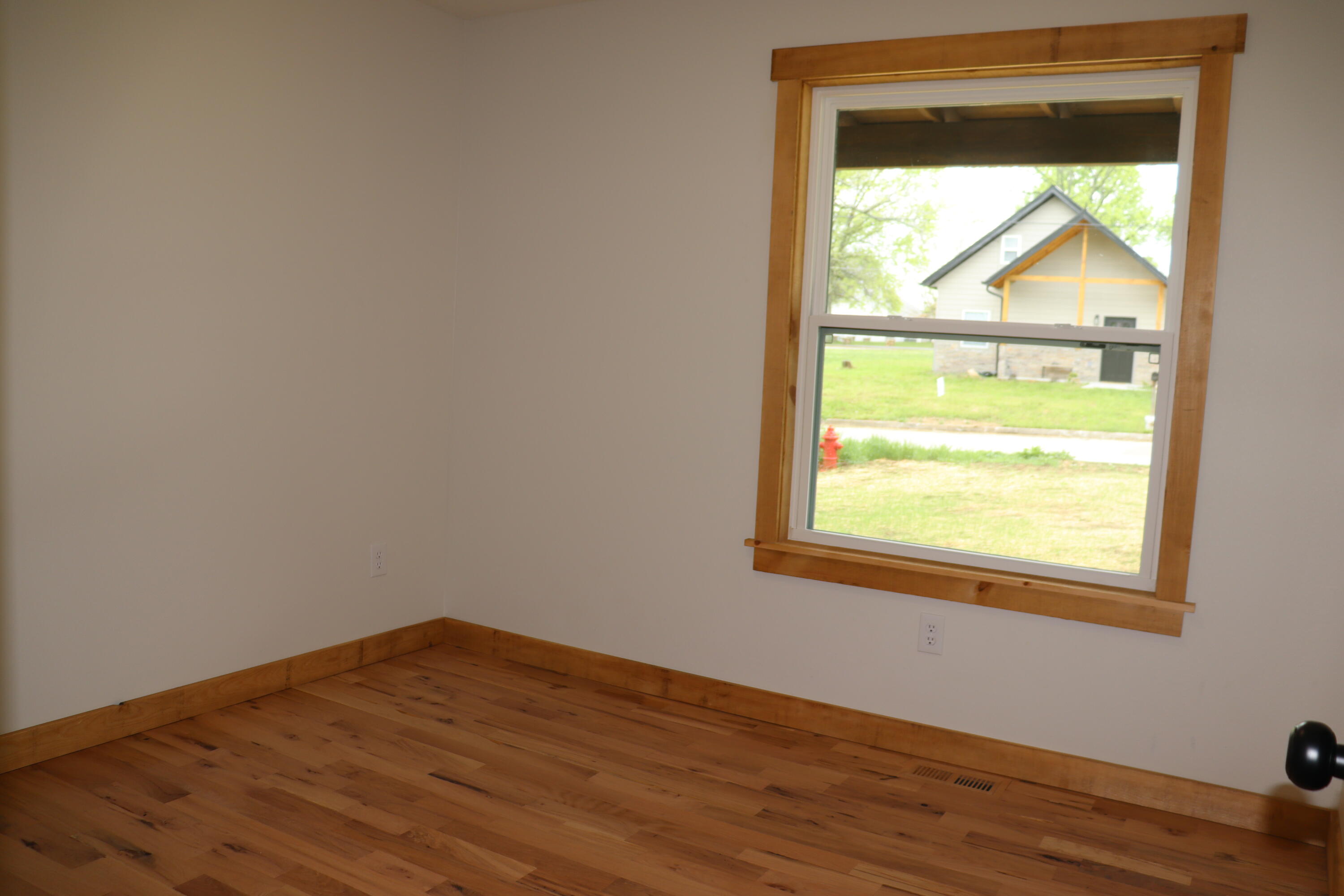 Photo 30 - Residential for sale – 204 W High Street  Mansfield, MO