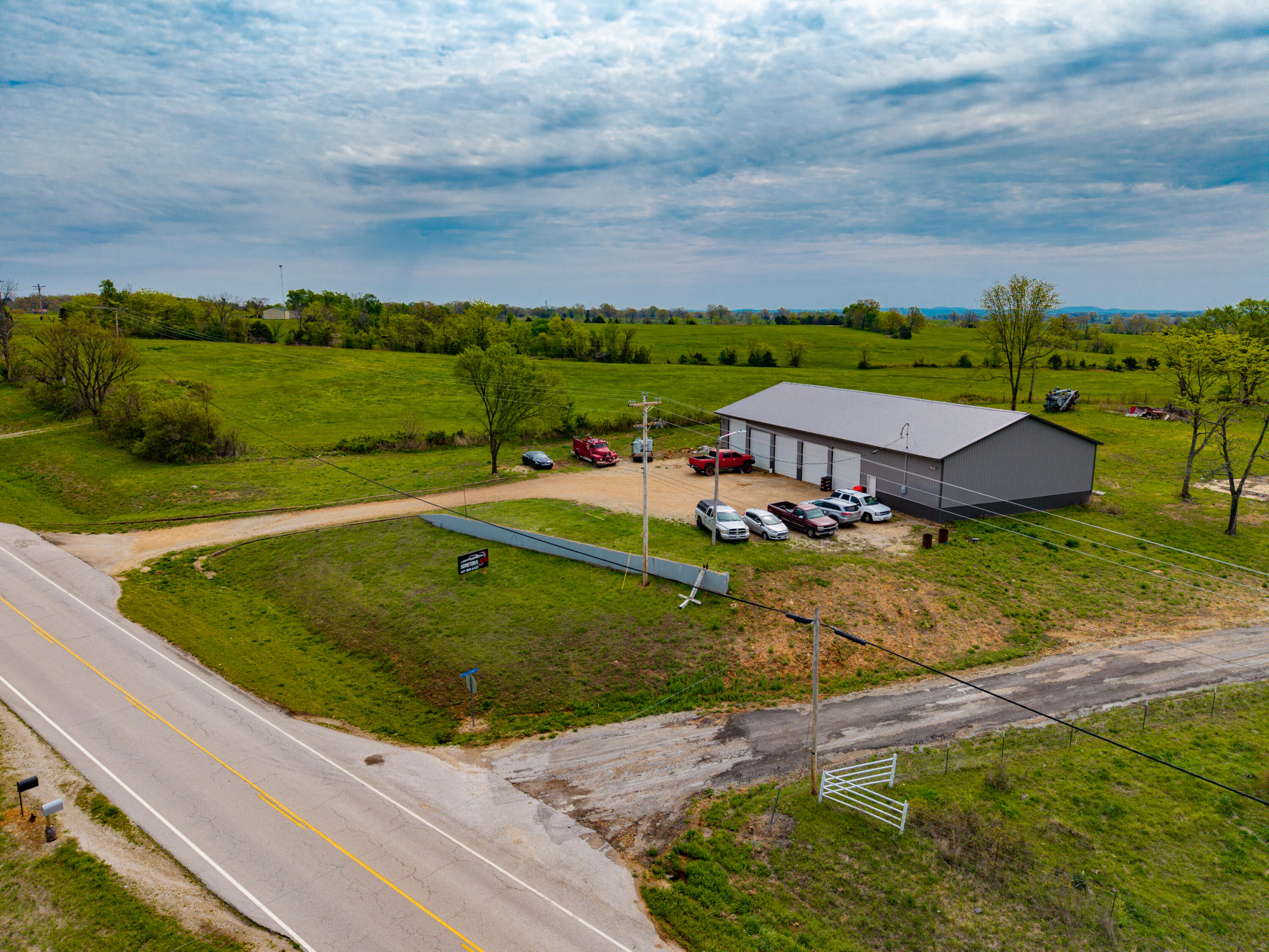 Photo 4 - Commercial Sale for sale – 28  Wallace Ranch Road  Theodosia, MO