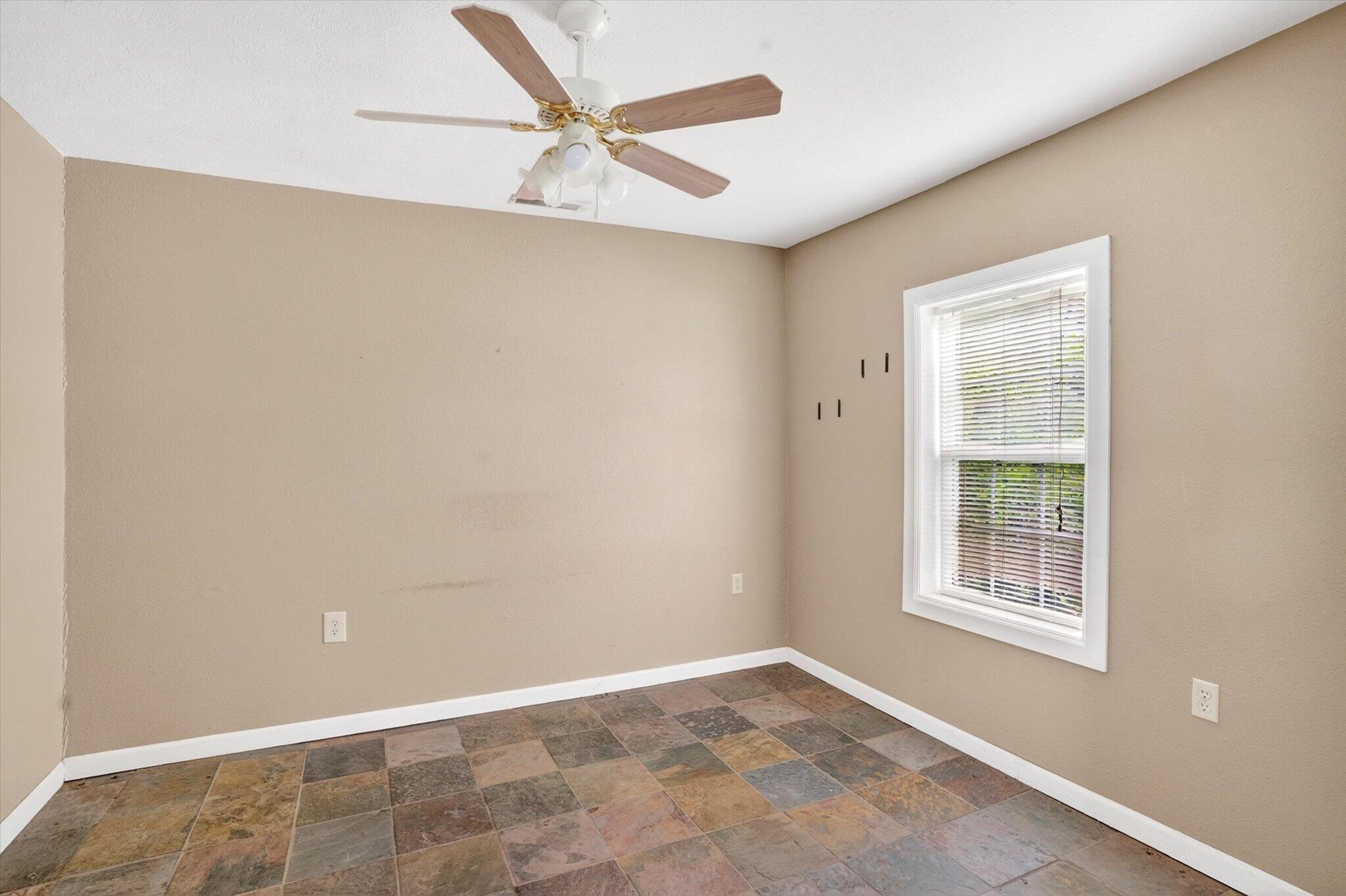 Photo 4 - Commercial Sale for sale – 214 W Mount Vernon Street  Nixa, MO