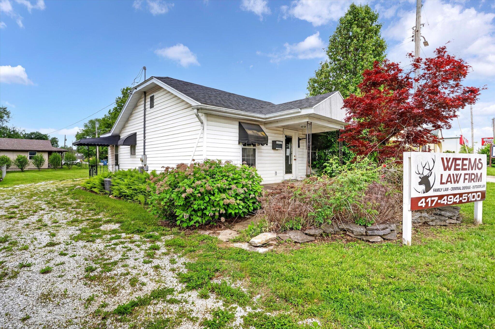 Photo 2 - Commercial Sale for sale – 214 W Mount Vernon Street  Nixa, MO