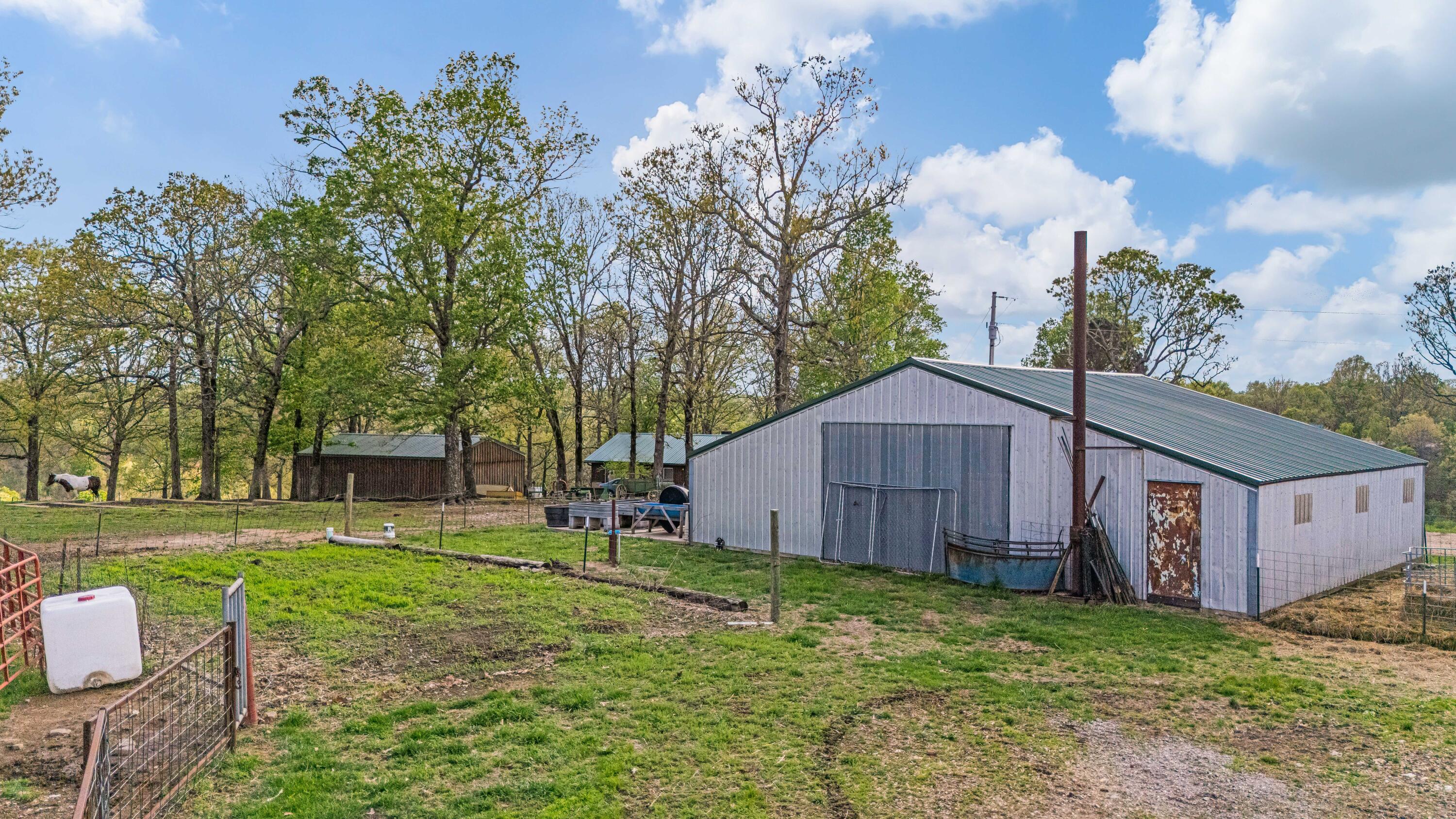 Photo 28 - Farm for sale – 550  County Road 1990   Willow Springs, MO
