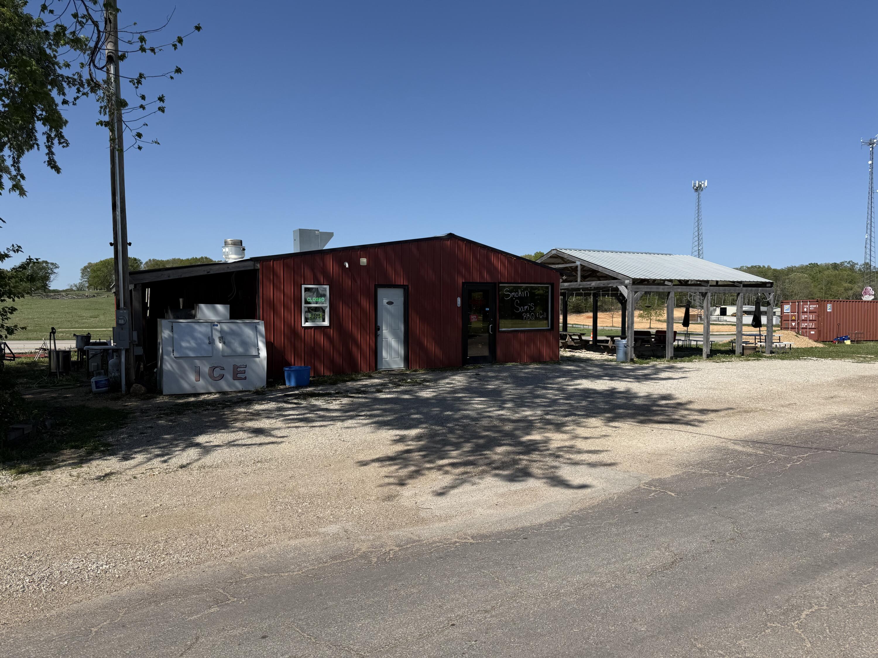 Photo 4 - Commercial Sale for sale – 716 E 7th Street  Mountain View, MO