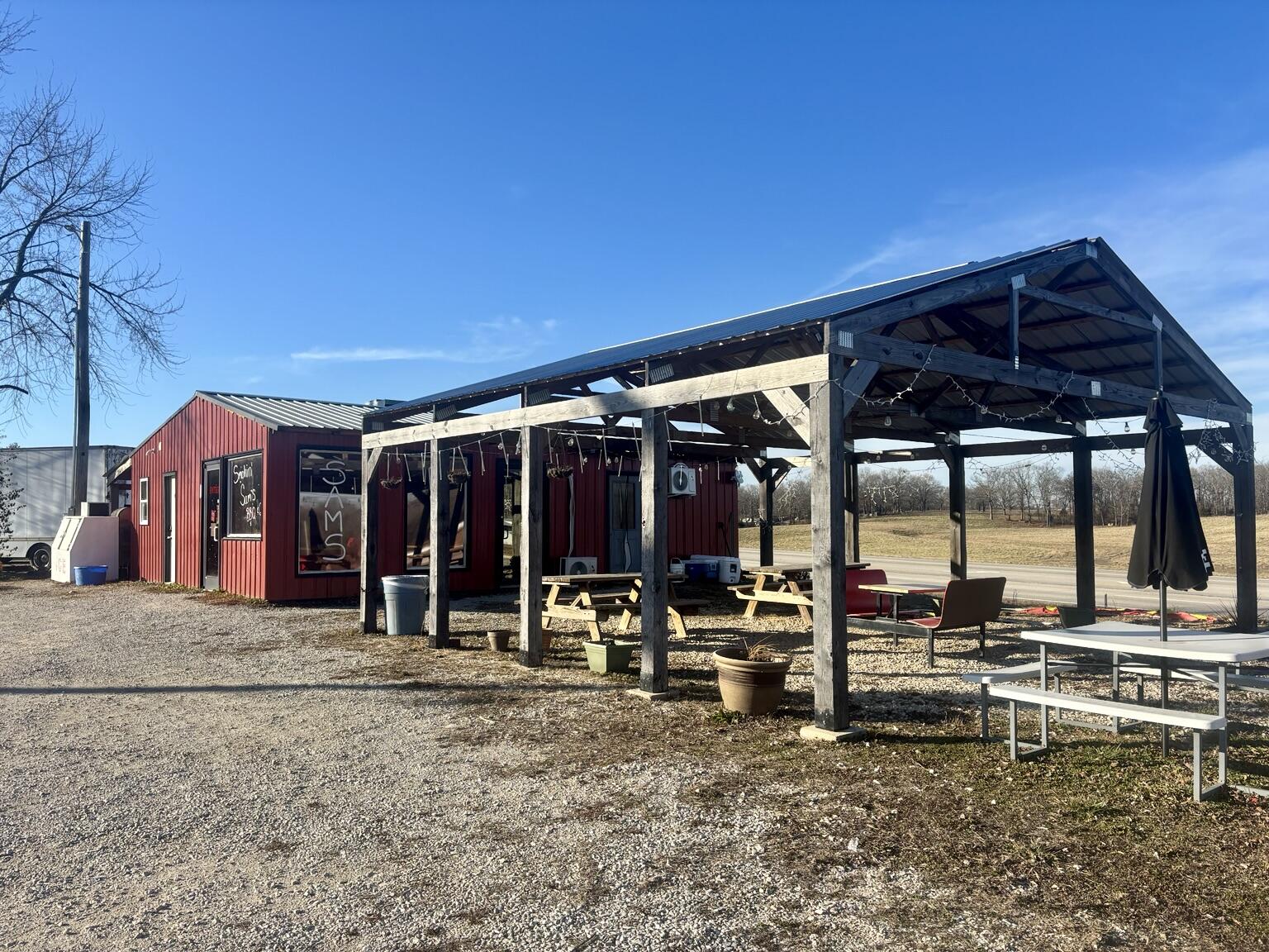 Photo 3 - Commercial Sale for sale – 716 E 7th Street  Mountain View, MO