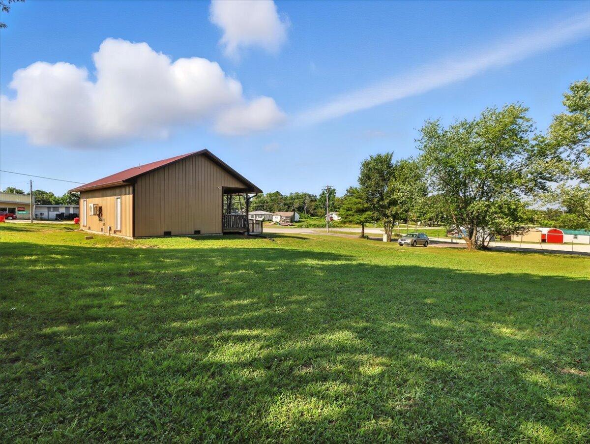 Photo 15 - Commercial Sale for sale – 401 N Busch Street  Mountain Grove, MO