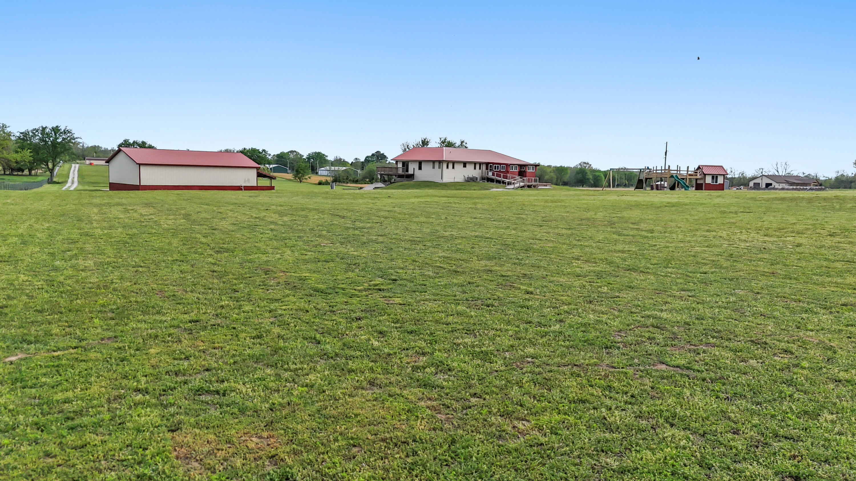 Photo 12 - Residential for sale – 19348  State Highway 76   Cassville, MO
