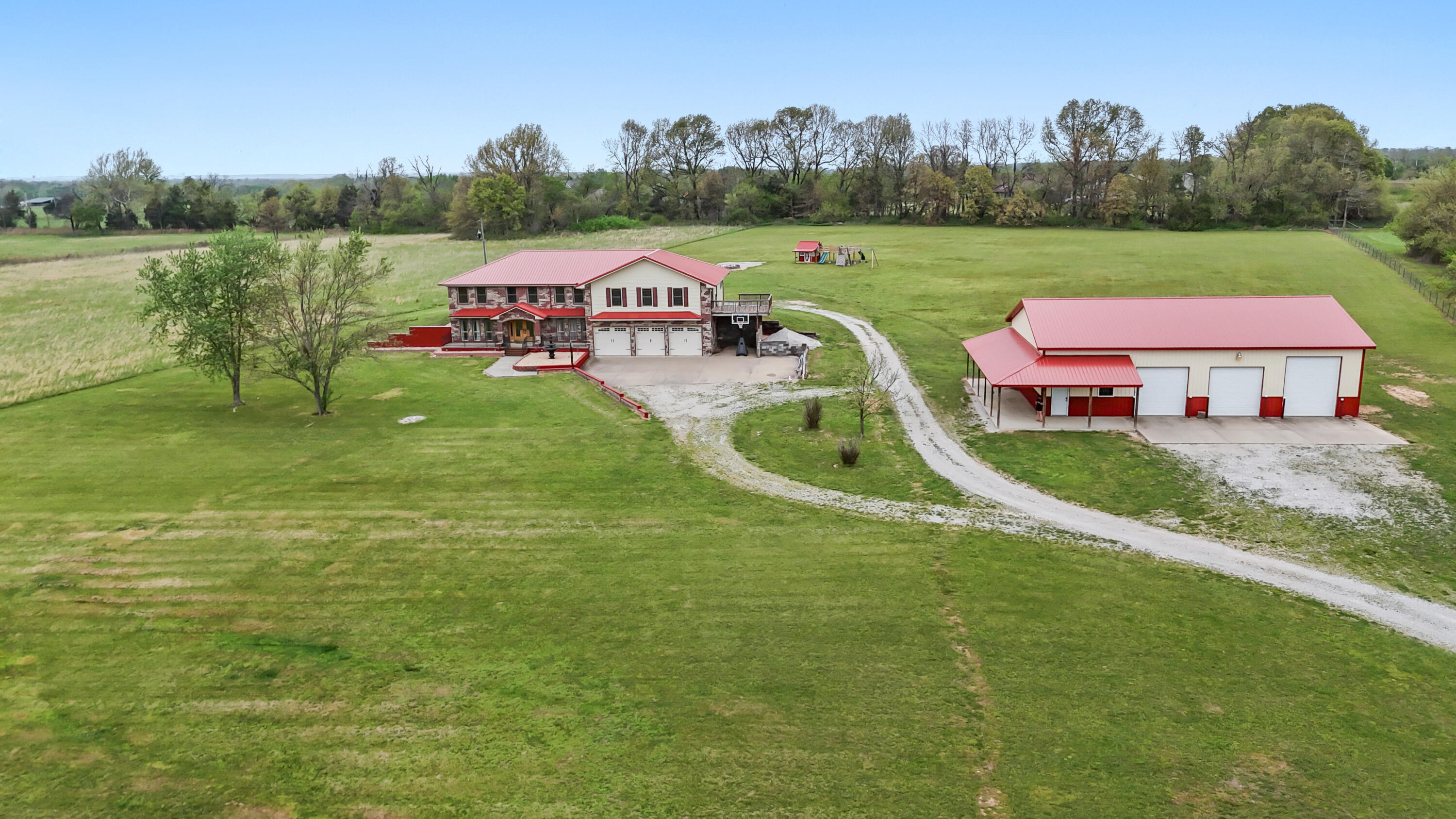 Photo 10 - Residential for sale – 19348  State Highway 76   Cassville, MO