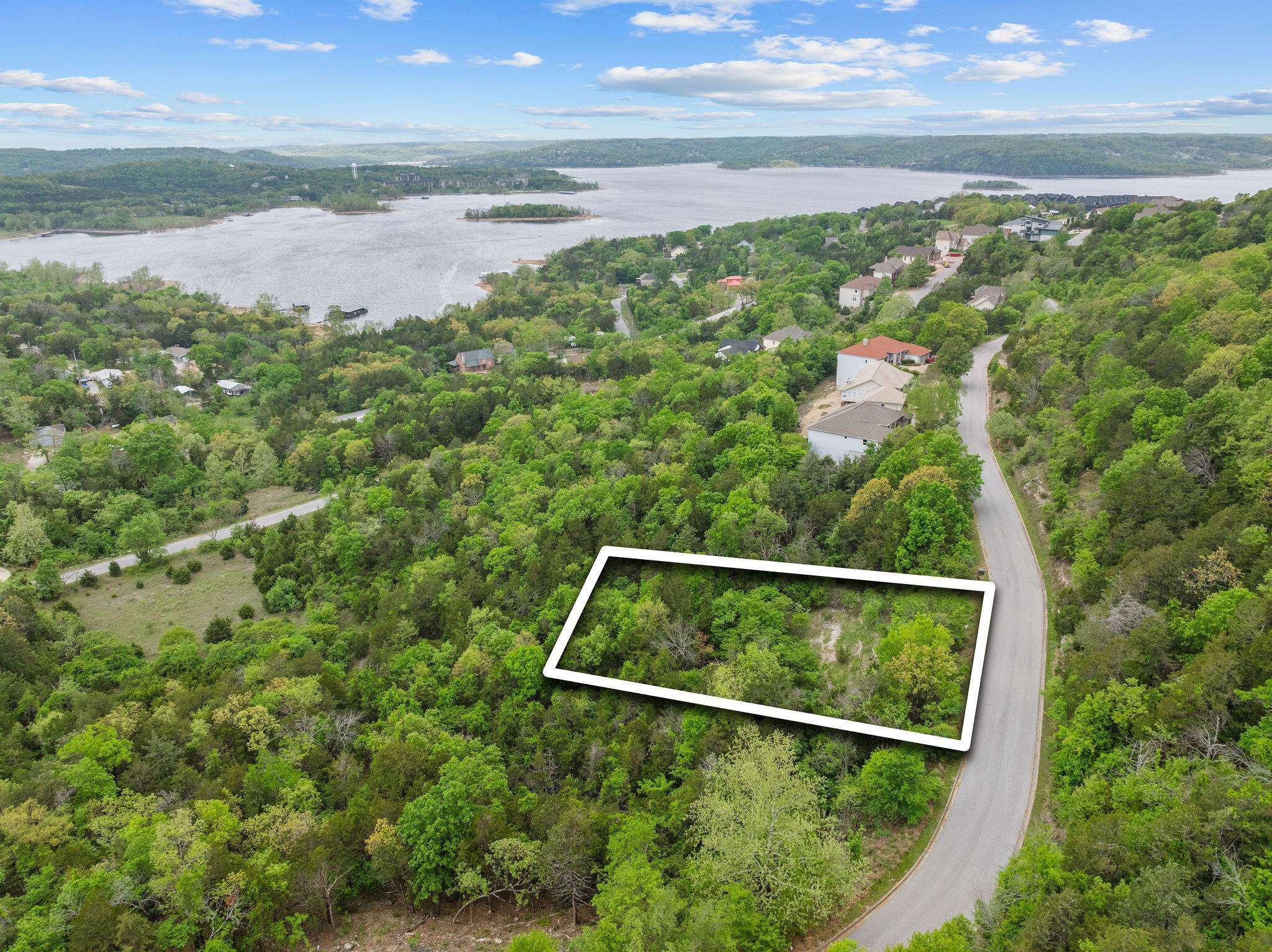 Land for sale – 300 Samaras Way Hollister, MO