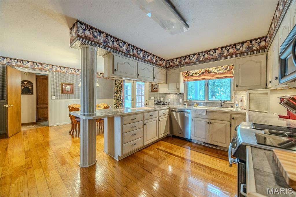 Photo 17 - Residential for sale – 21355  Ember Road  Lebanon, MO