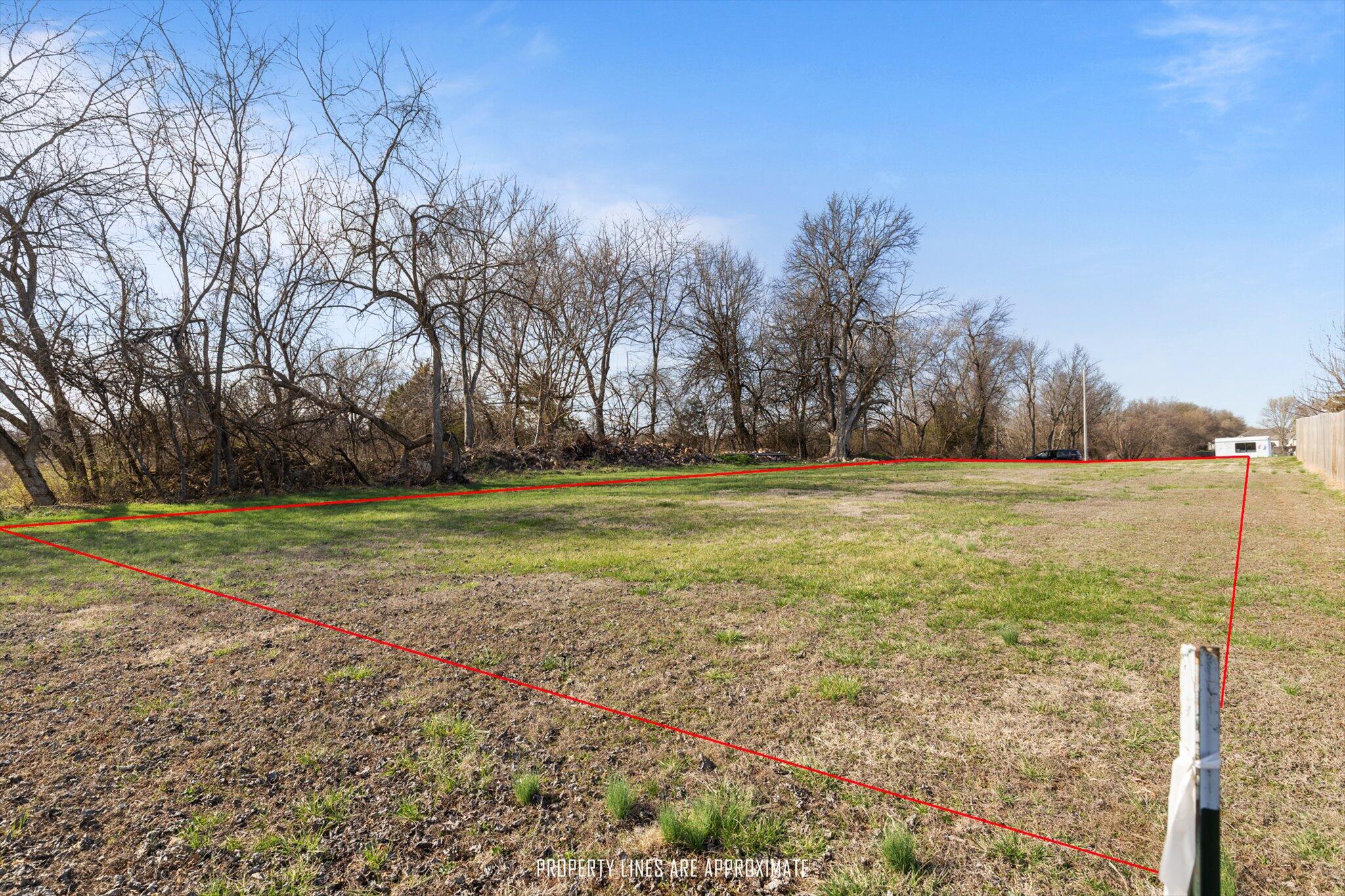 Photo 2 - Land for sale – 3468 W Hestand Street  Springfield, MO