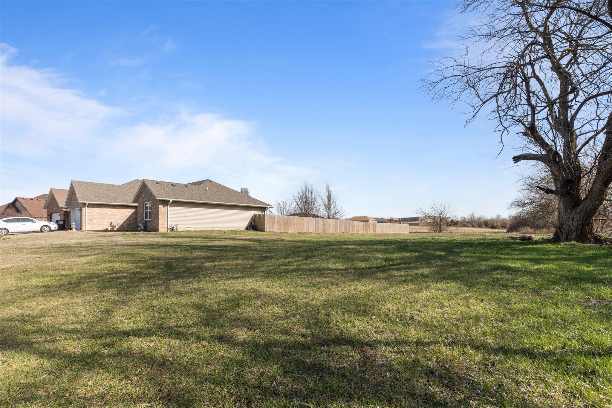 Photo 5 - Land for sale – 3468 W Hestand Street  Springfield, MO