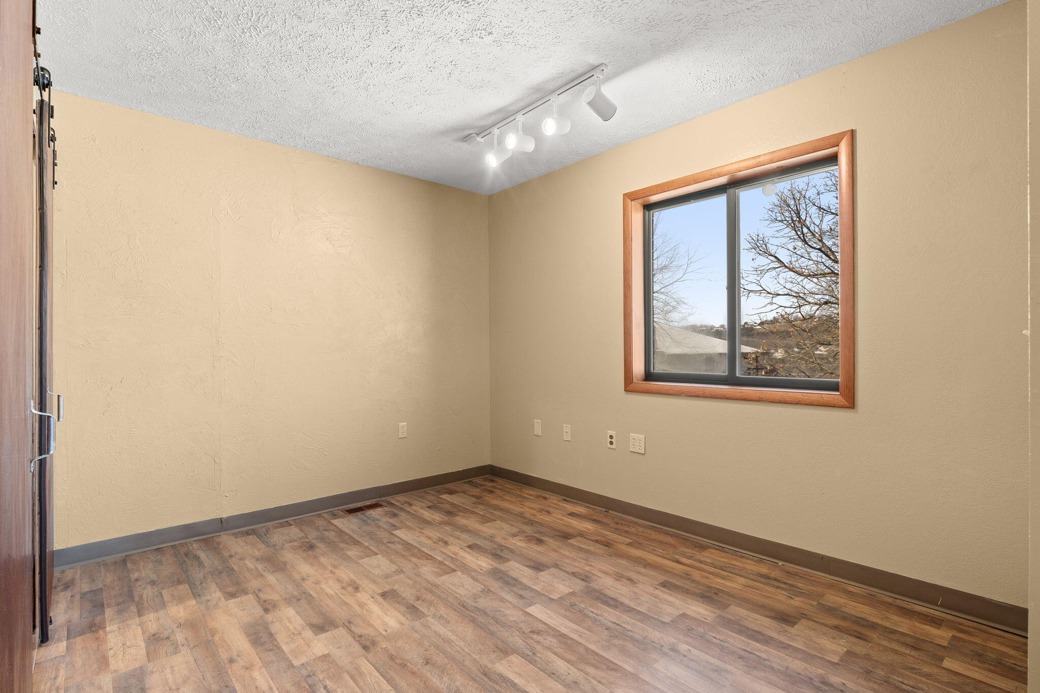 Photo 26 - Commercial Sale for sale – 1  Woodland Avenue  Kimberling City, MO