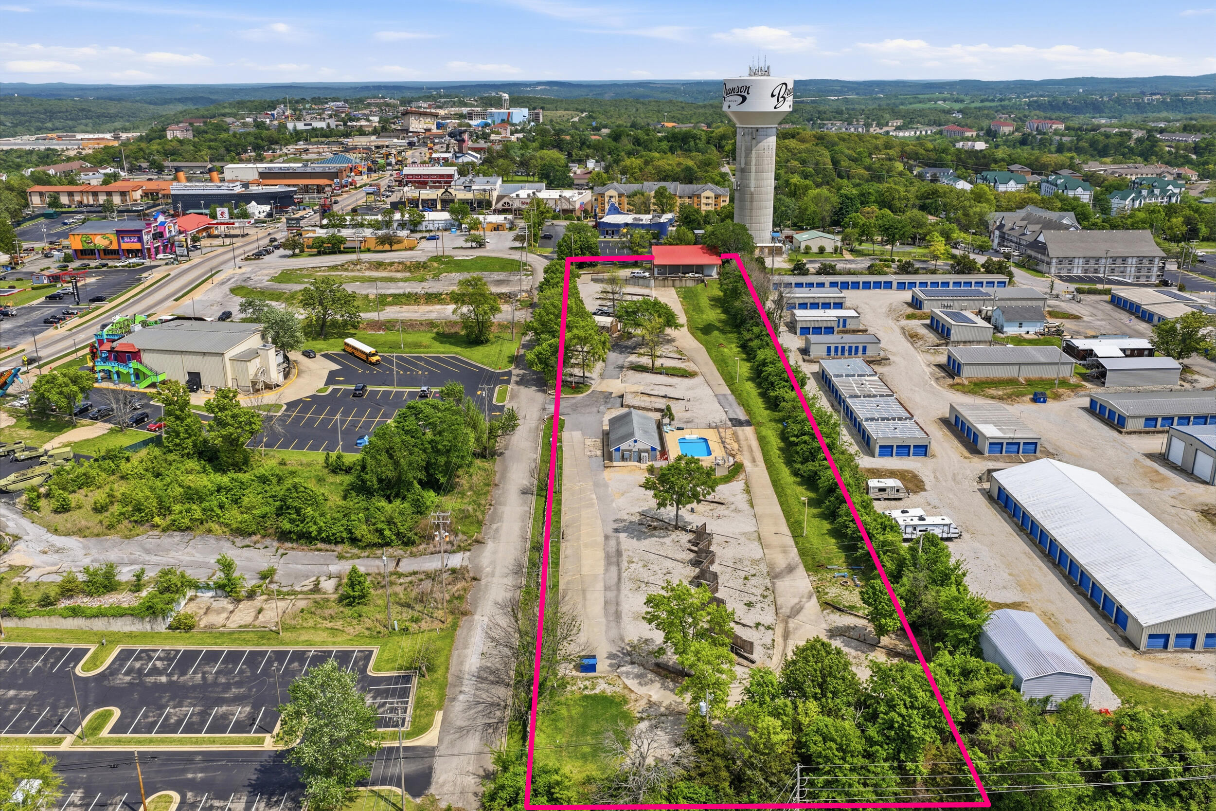 Photo 10 - Commercial Sale for sale – 3330  West Harvey Lane   Branson, MO