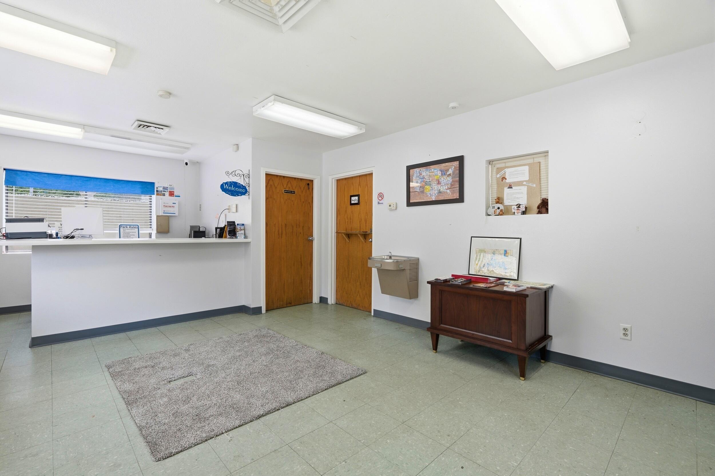 Photo 12 - Commercial Sale for sale – 3330  West Harvey Lane   Branson, MO