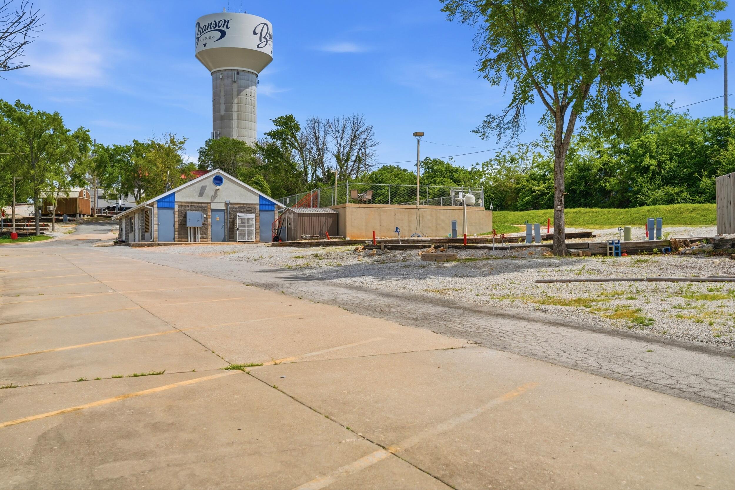 Photo 52 - Commercial Sale for sale – 3330  West Harvey Lane   Branson, MO