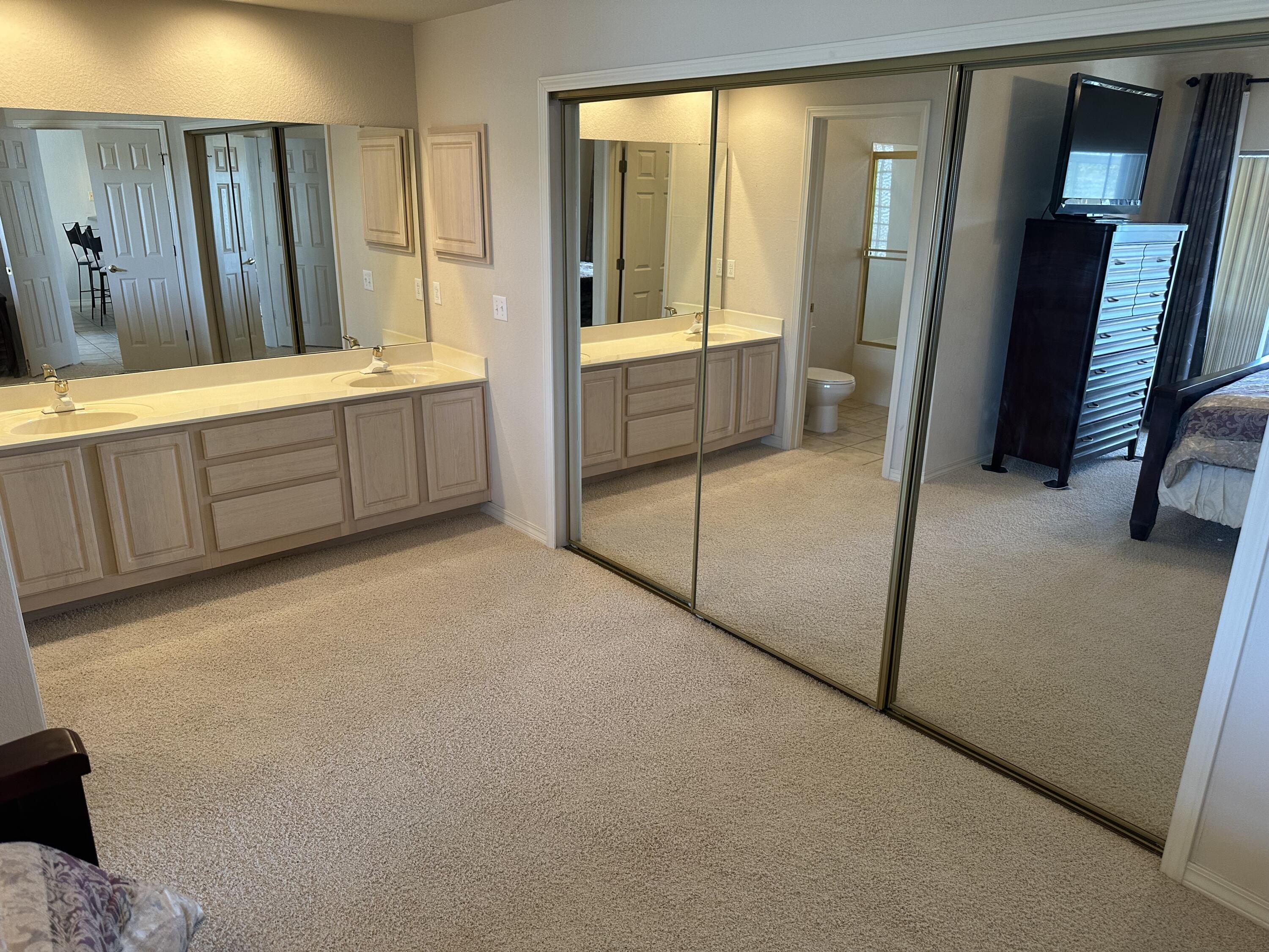 Photo 13 - Residential for sale – 680  Emerald Pointe Drive  Hollister, MO