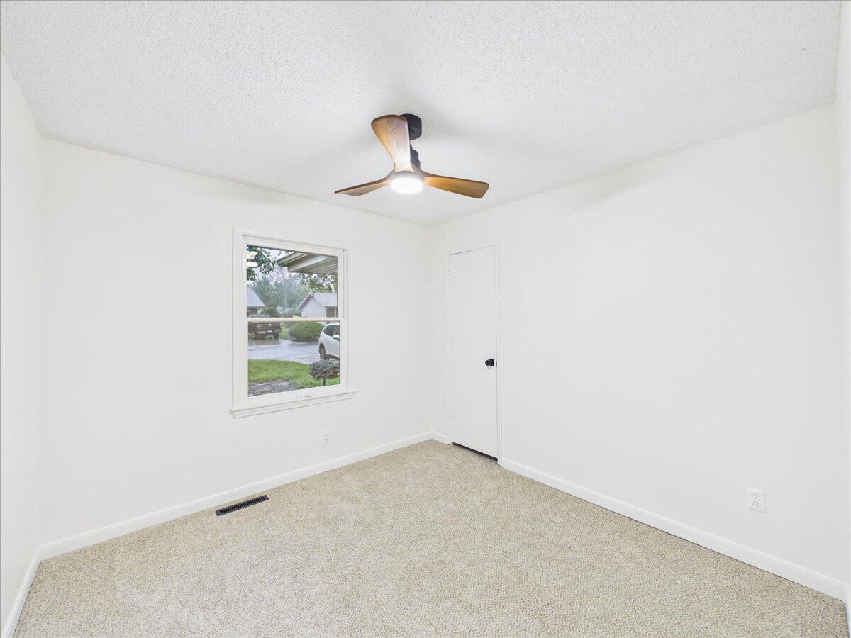 Photo 33 - Residential for sale – 638 S Hampton Avenue  Republic, MO