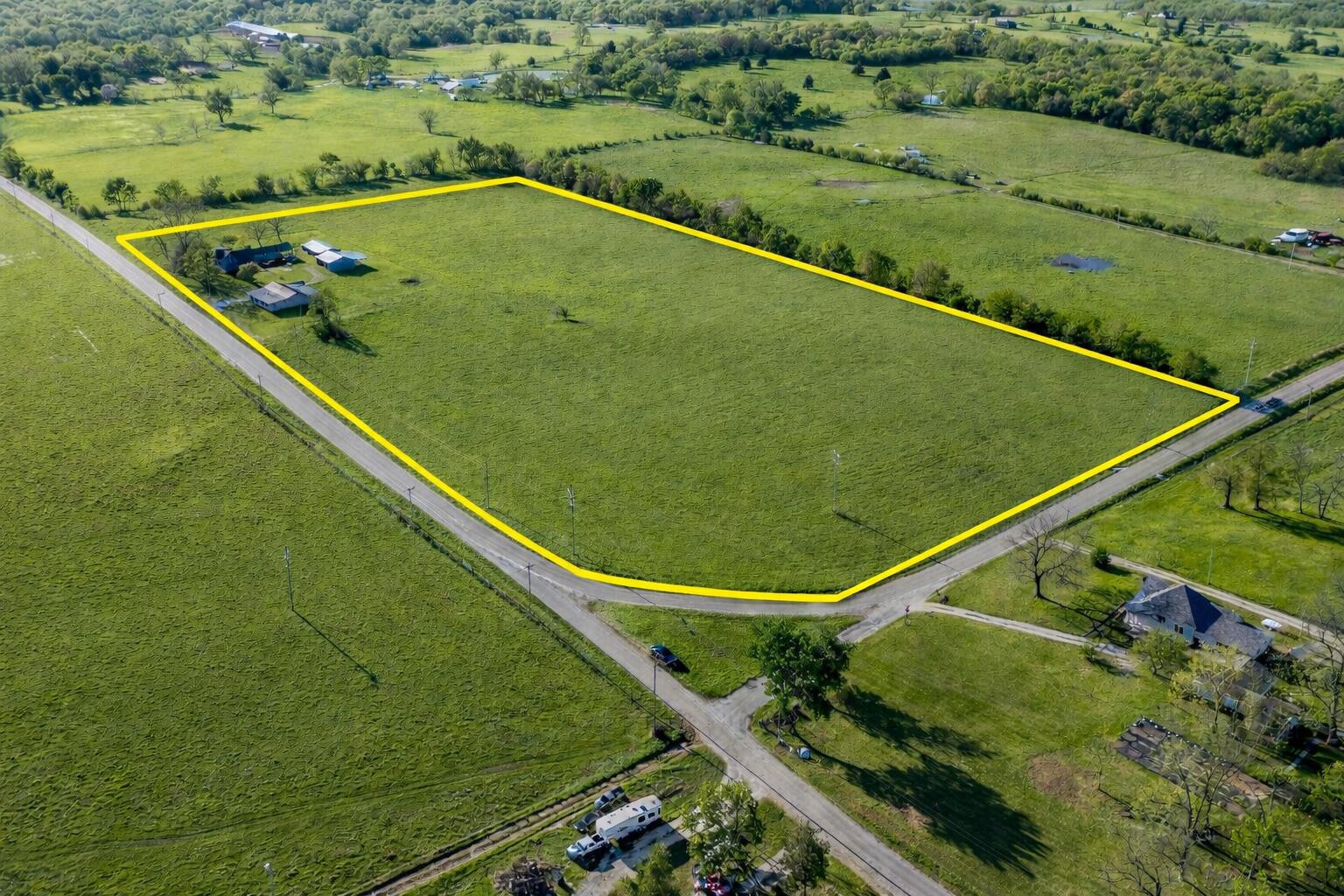 Photo 3 - Residential for sale – 225  State Highway H   Greenfield, MO