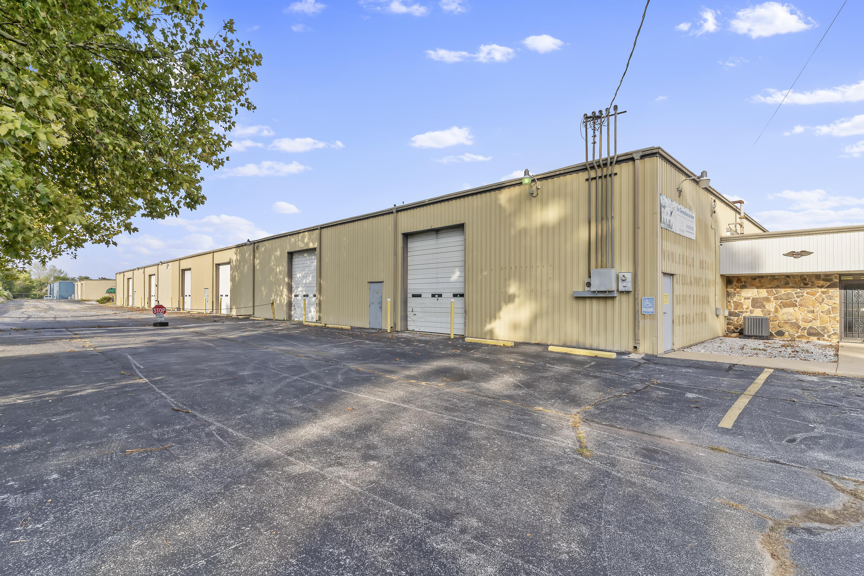 Photo 12 - Commercial Sale for sale – 3001 E Pythian Street  Springfield, MO