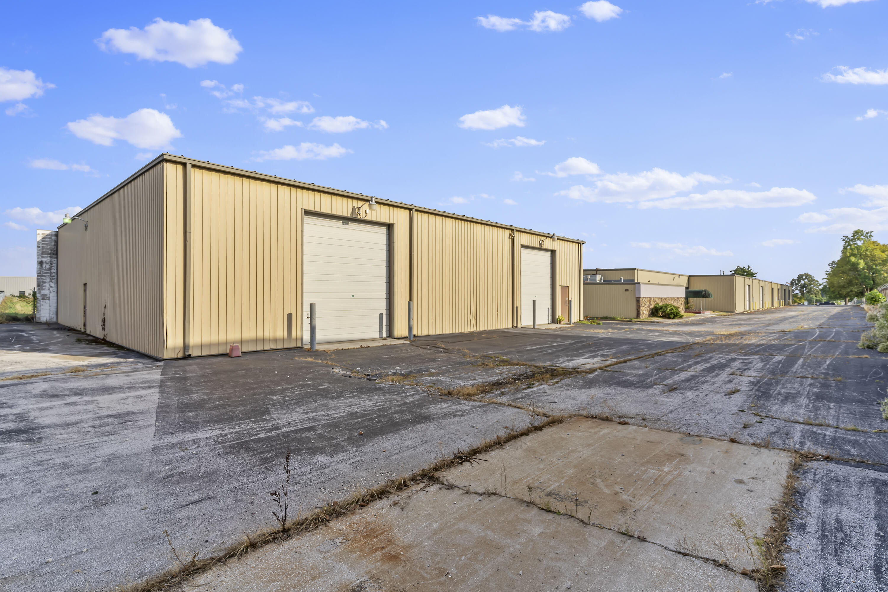 Photo 13 - Commercial Sale for sale – 3001 E Pythian Street  Springfield, MO
