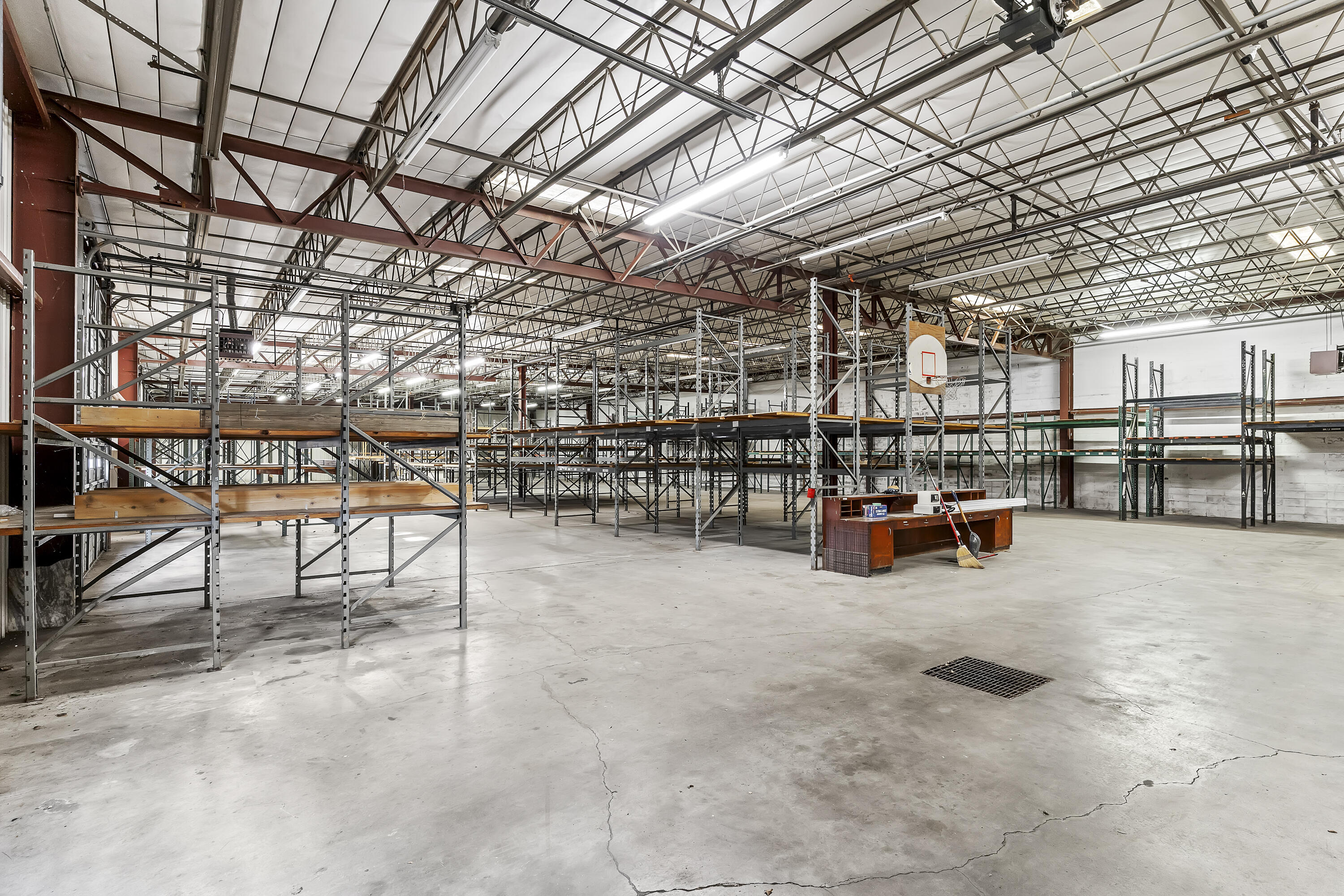 Photo 11 - Commercial Sale for sale – 3001 E Pythian Street  Springfield, MO